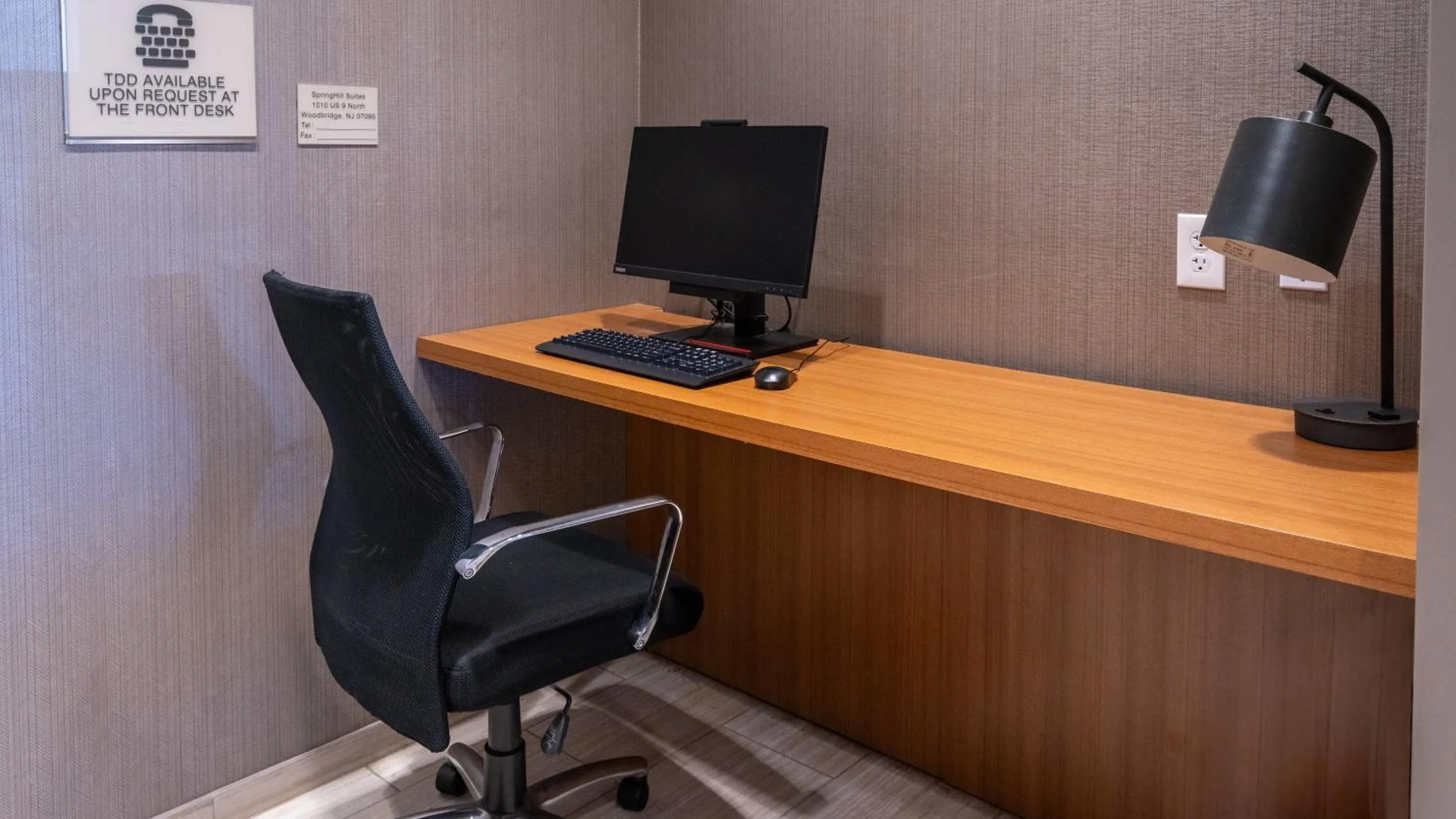 Business facilities in SpringHill Suites by Marriott Woodbridge