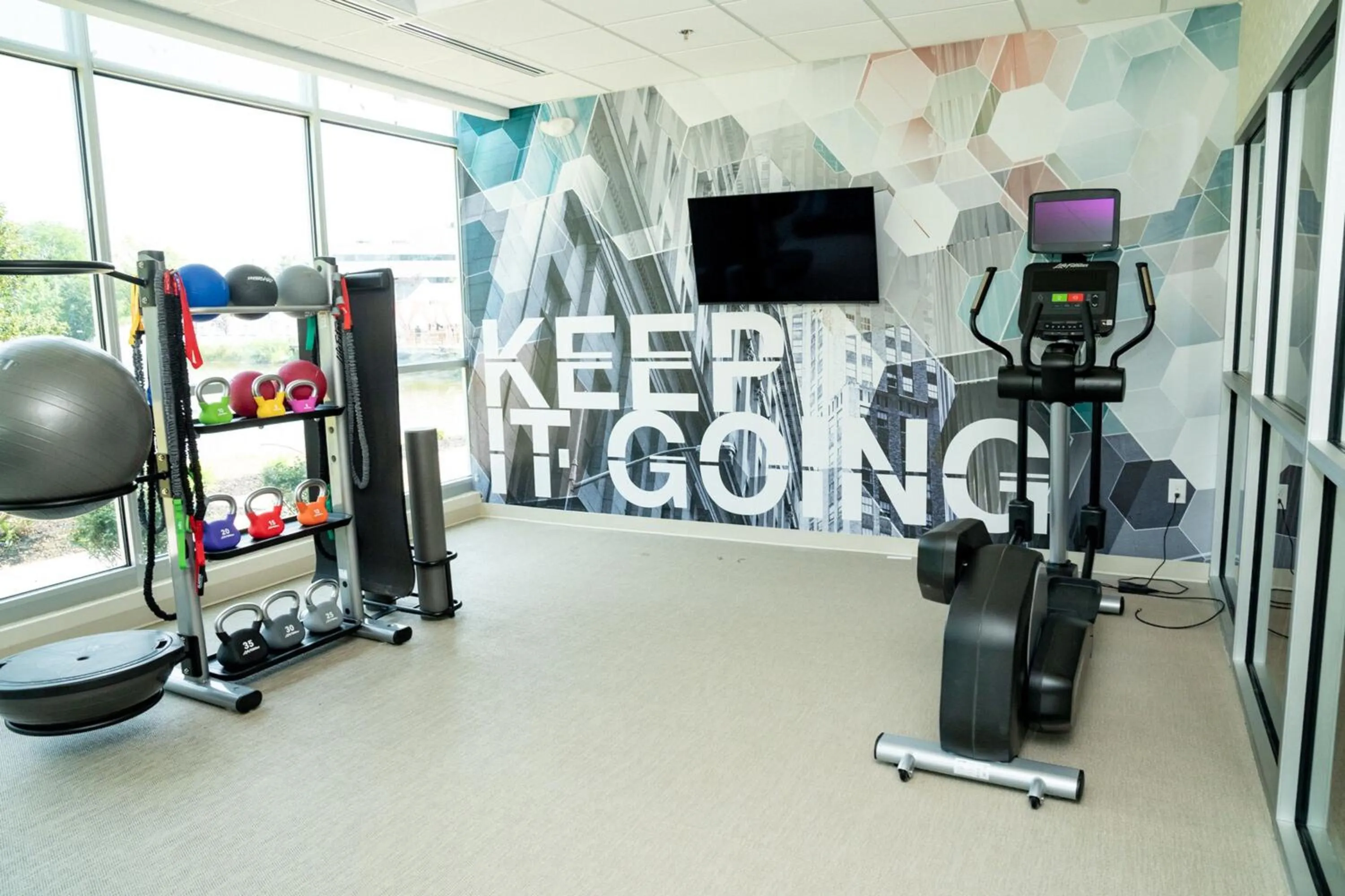 Fitness centre/facilities in SpringHill Suites by Marriott Woodbridge