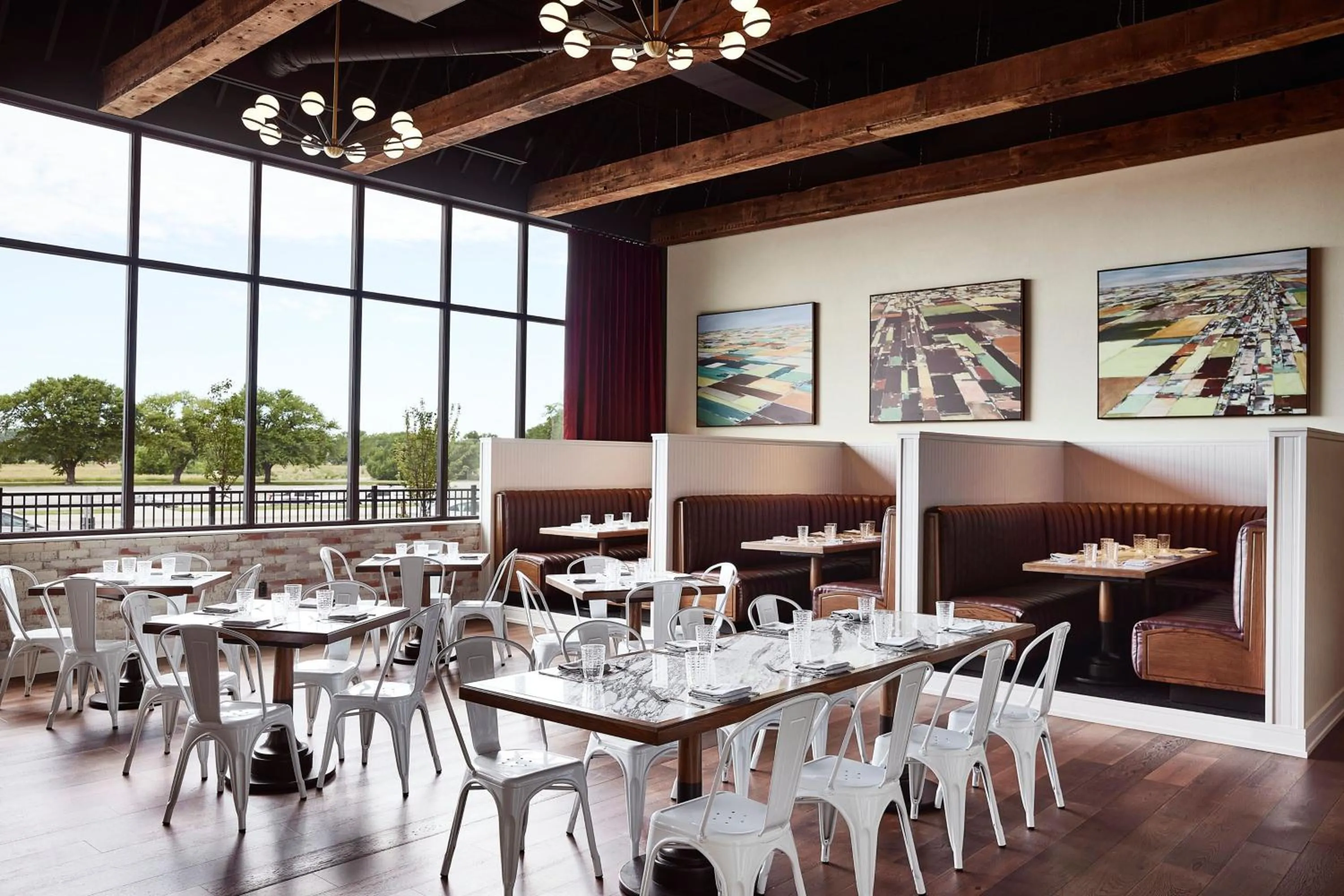 Restaurant/places to eat in The Scarlet, Lincoln, a Tribute Portfolio Hotel