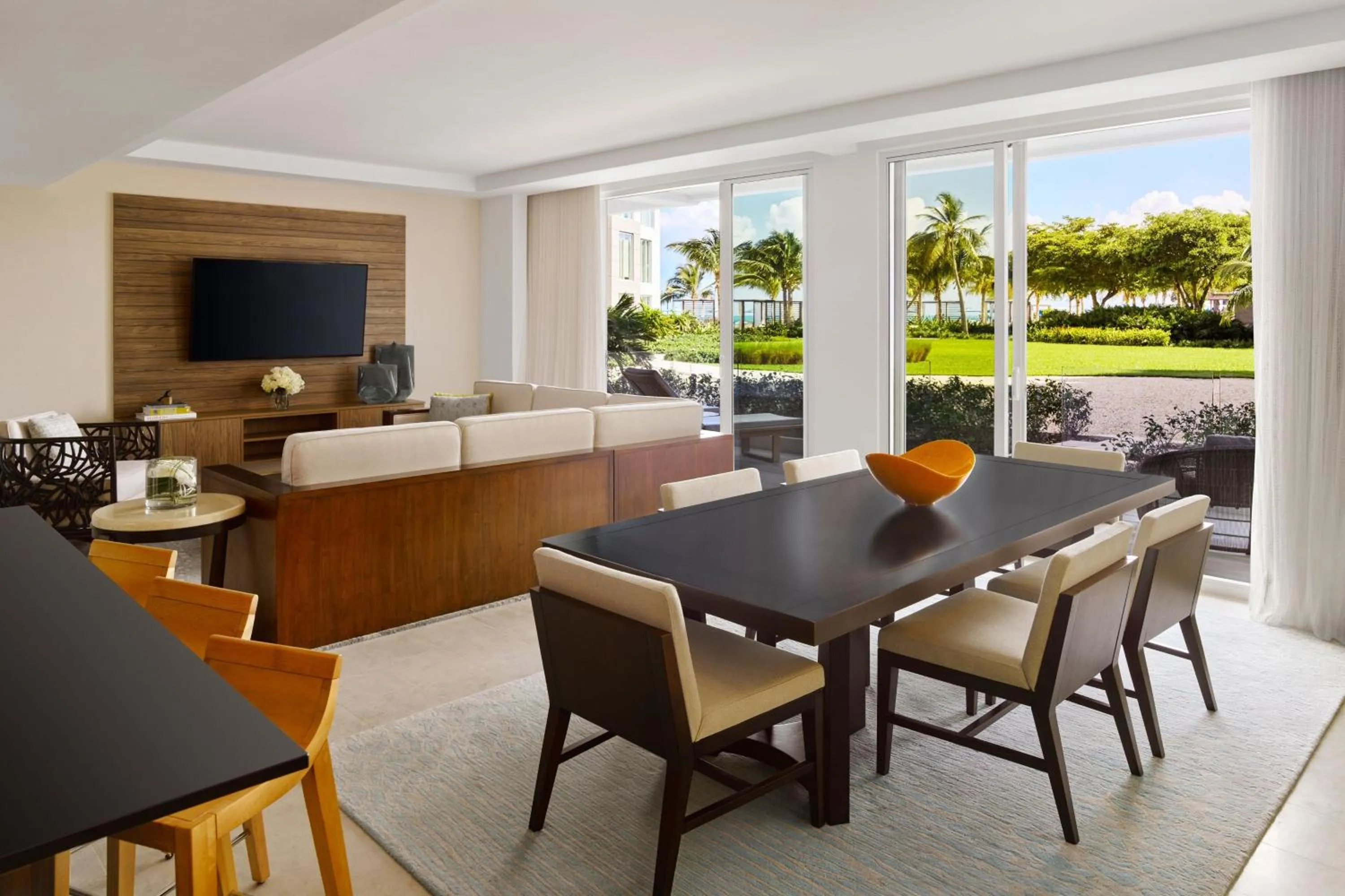 Living room in The Ritz-Carlton Residences, Turks & Caicos
