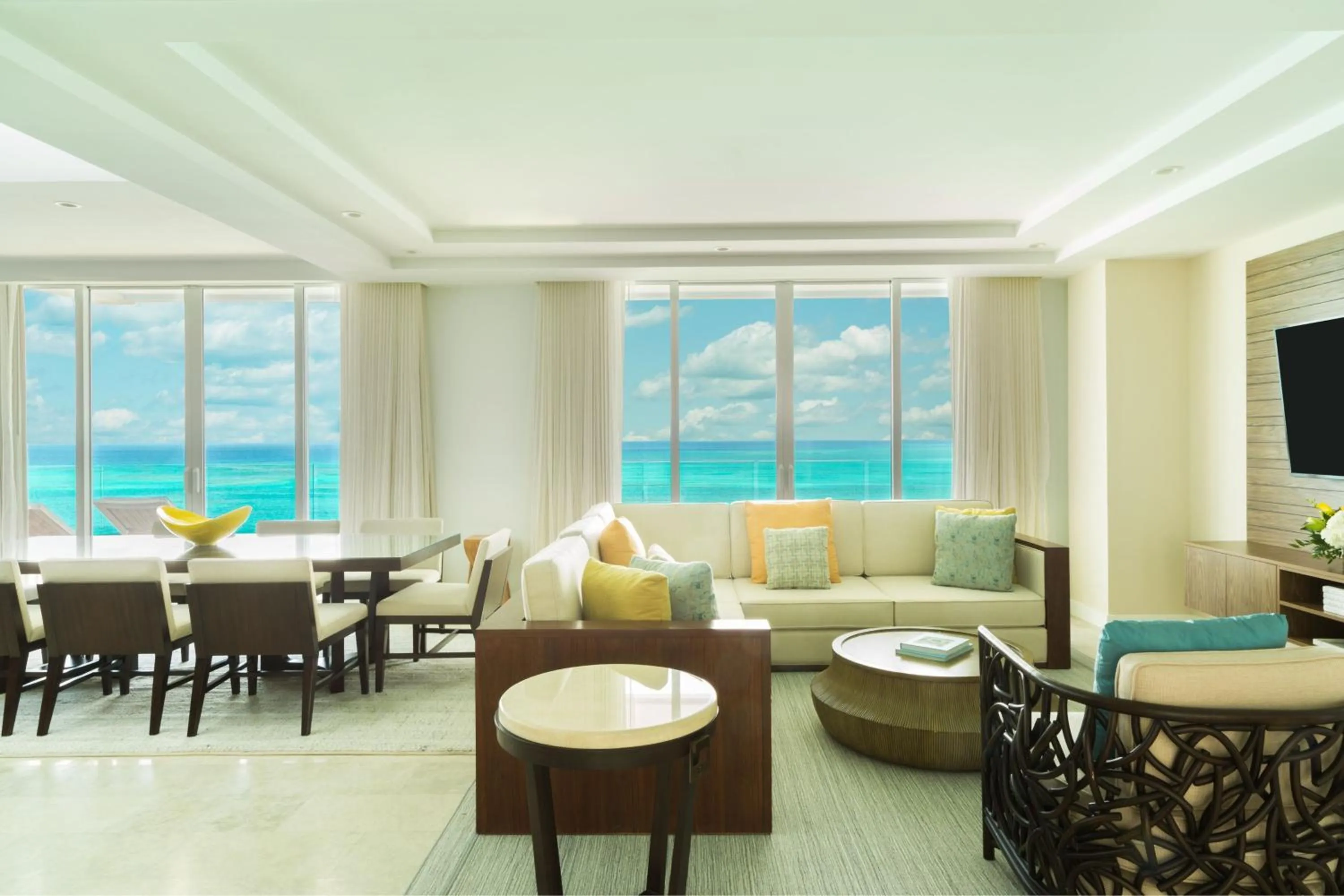 Living room in The Ritz-Carlton Residences, Turks & Caicos