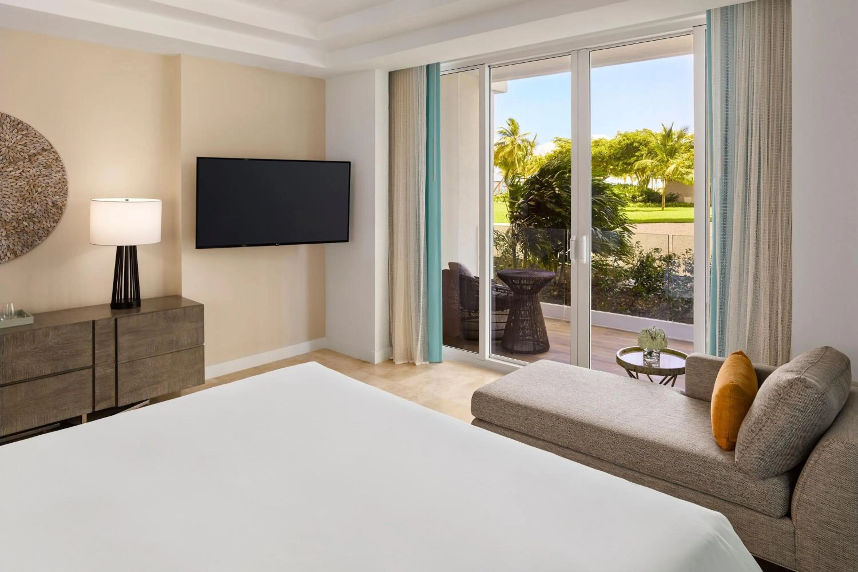 Bedroom, Bed in The Ritz-Carlton Residences, Turks & Caicos