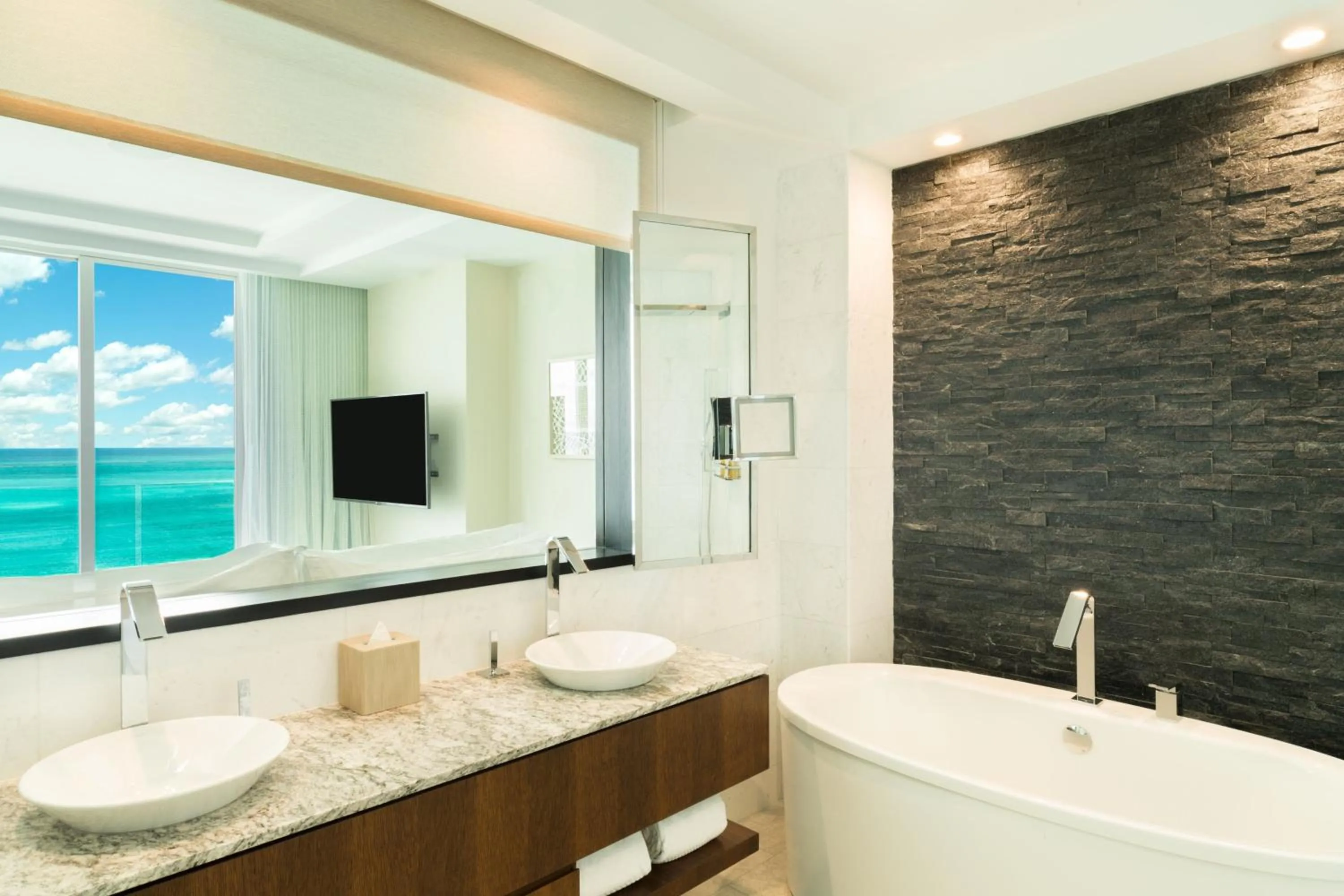 Bathroom in The Ritz-Carlton Residences, Turks & Caicos