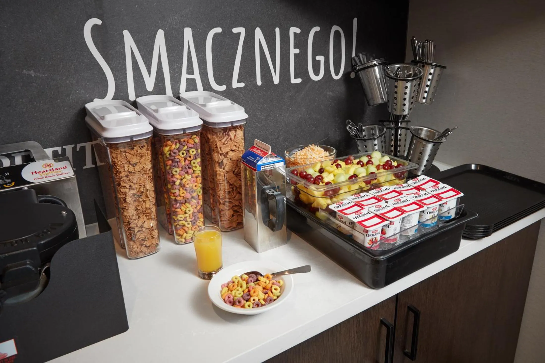 Buffet breakfast in Stay Inn Hotel Toronto