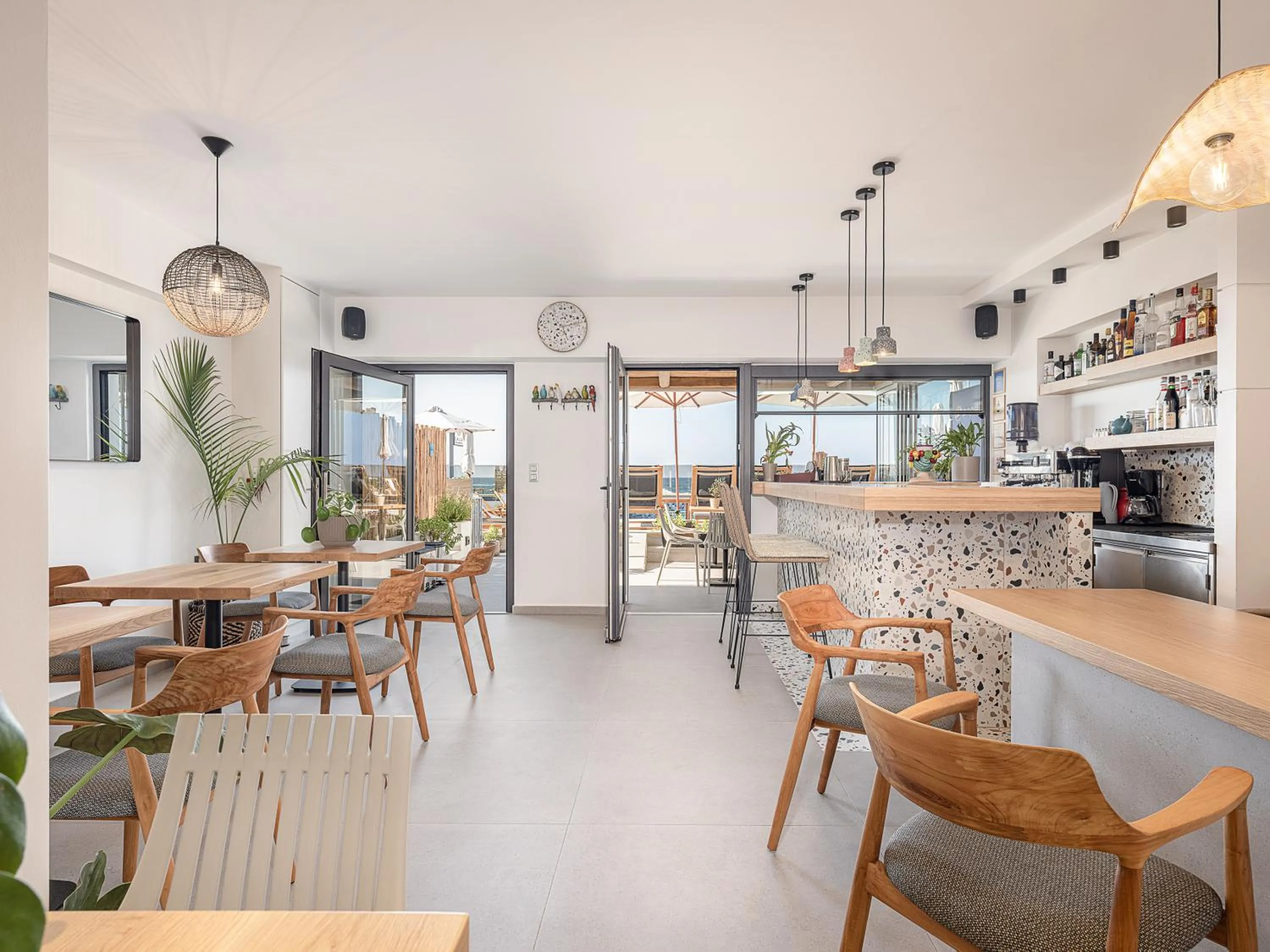 Lounge or bar in Calla Luxury Seafront Suites