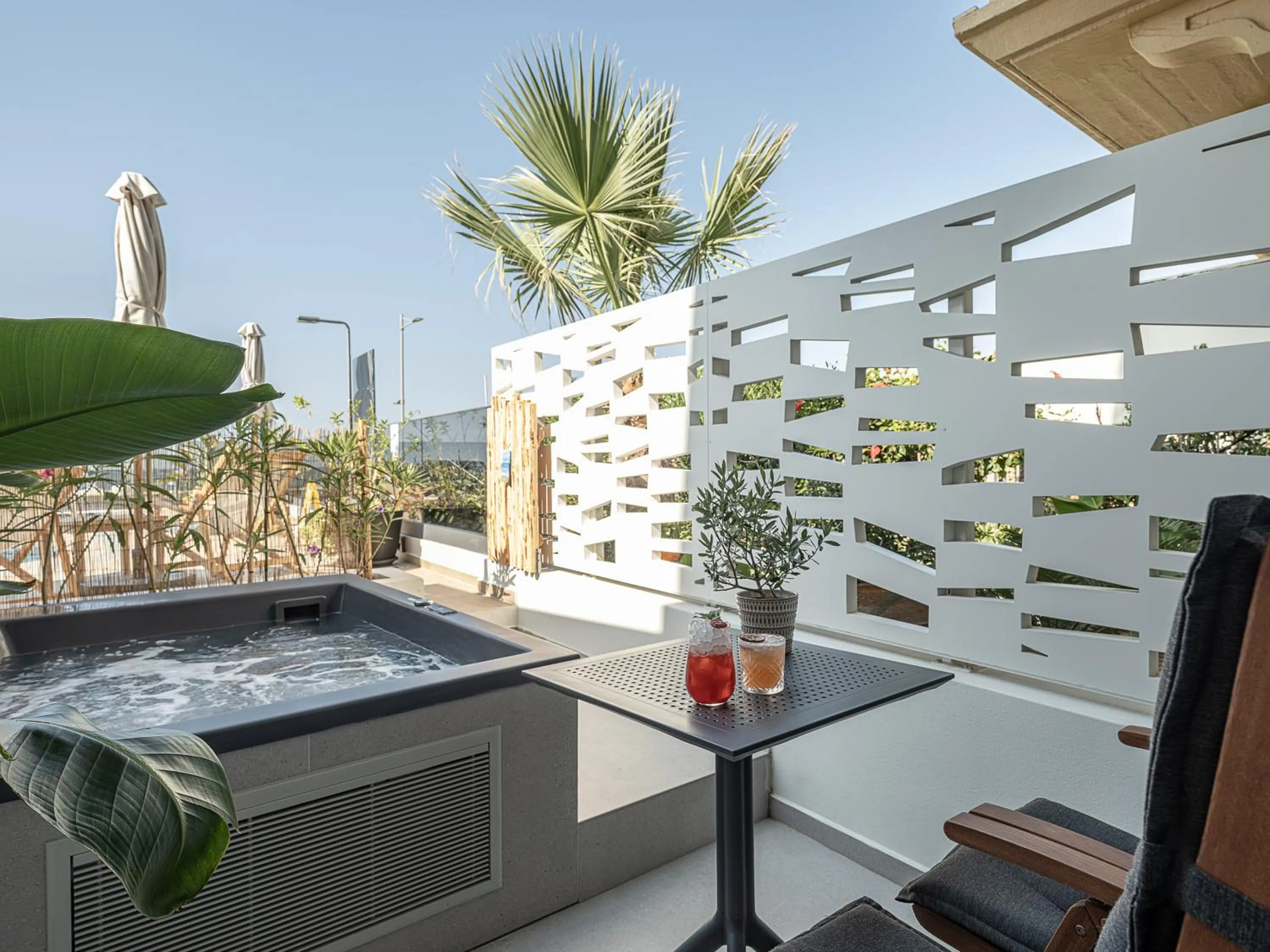 Balcony/Terrace in Calla Luxury Seafront Suites