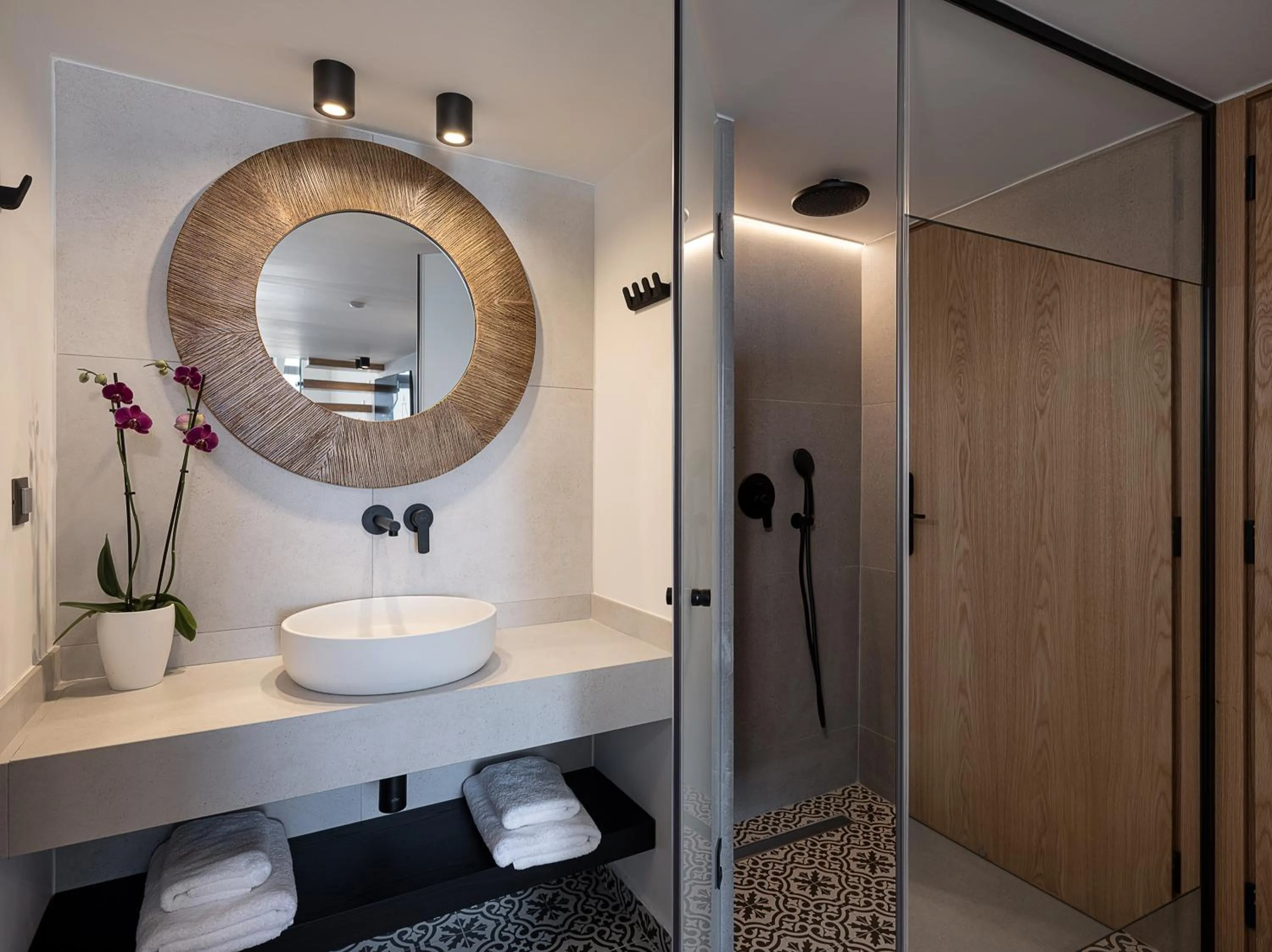 Shower in Calla Luxury Seafront Suites