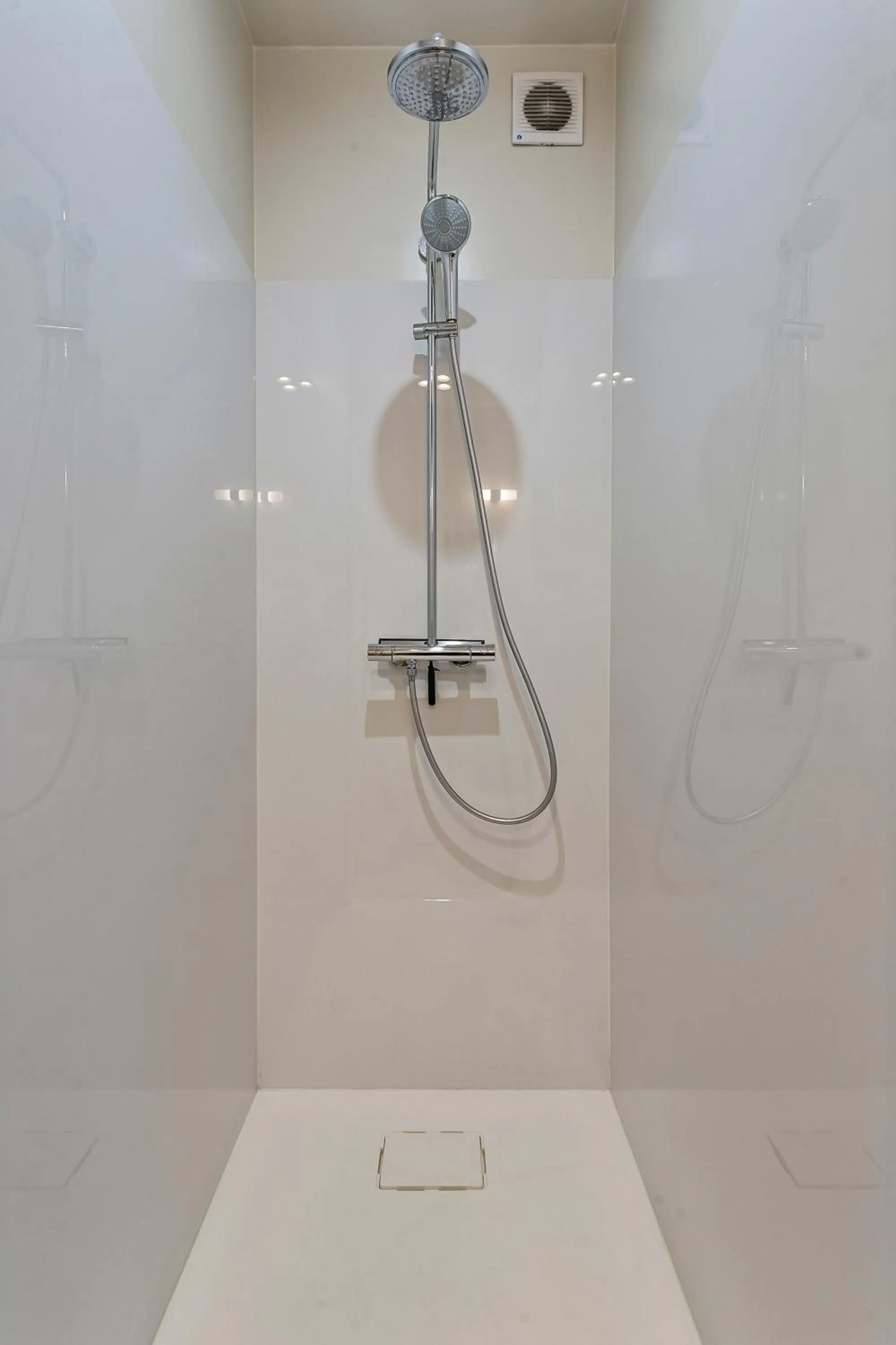 Shower in Huswell - Charming getaway in the historical city center