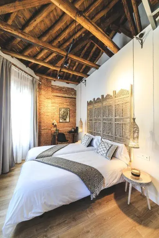 Deluxe Triple Room in Hotel La Casa de Los Mosaicos by Maxi Hoteles Deluxe Triple Room in Hotel La Casa de Los Mosaicos by Maxi Hoteles