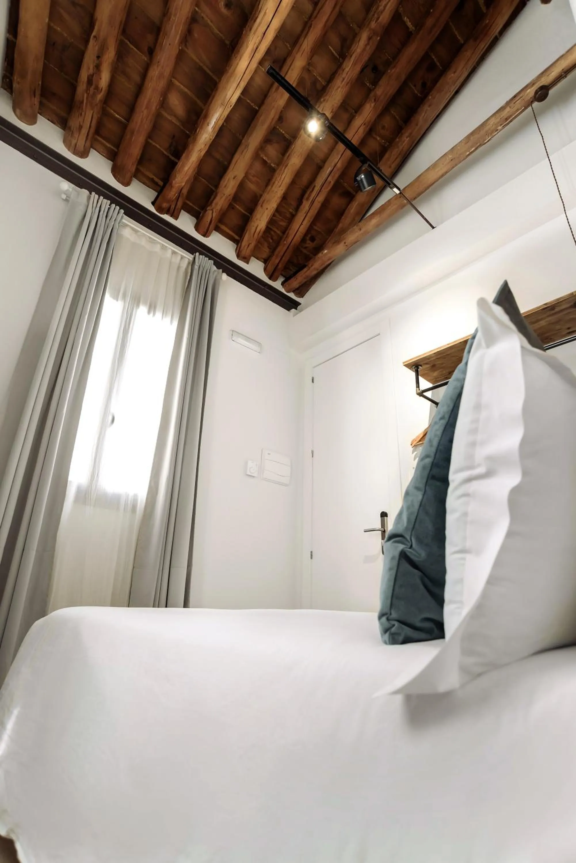 Bed in Hotel La Casa de Los Mosaicos by Maxi Hoteles