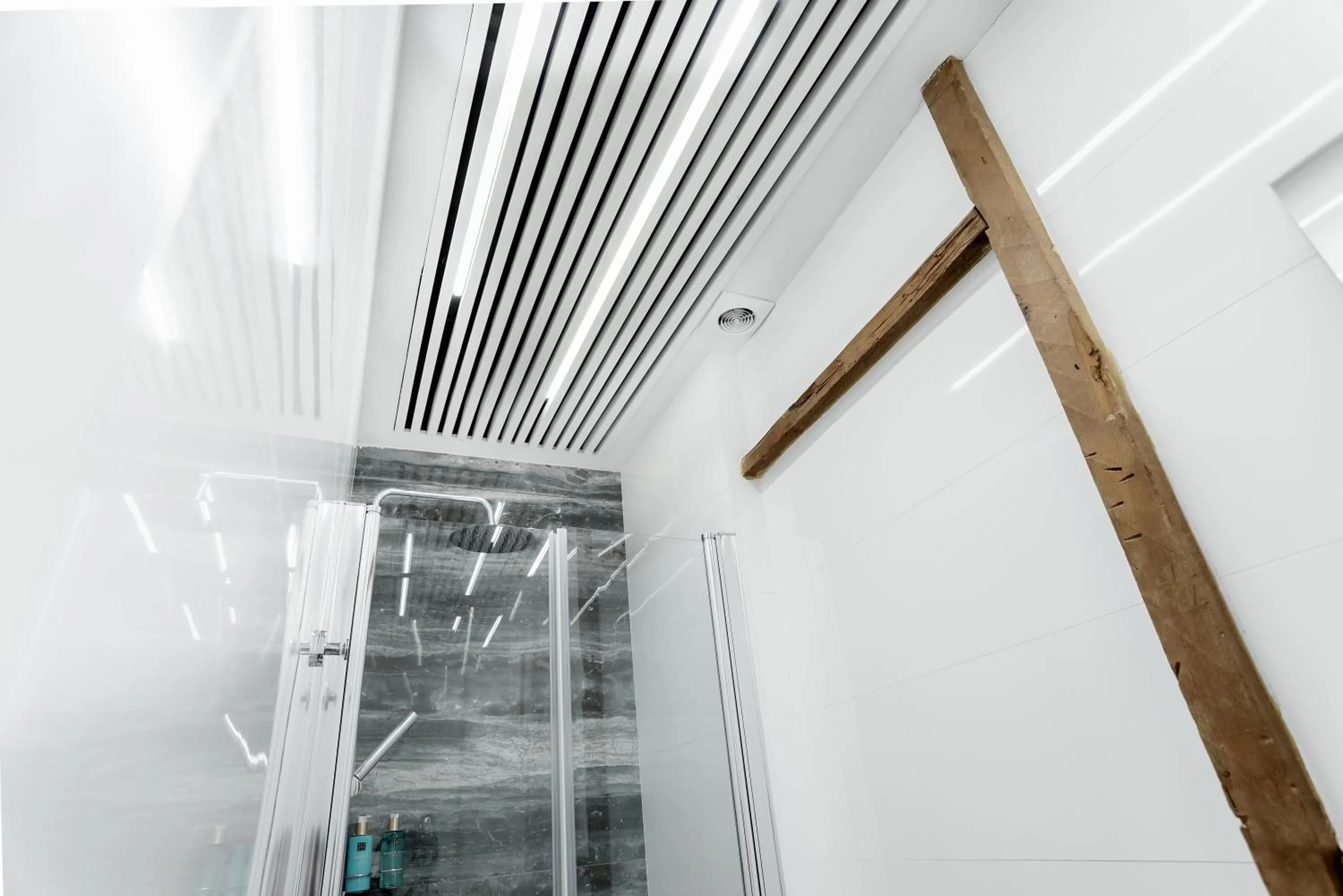 Bathroom in Hotel La Casa de Los Mosaicos by Maxi Hoteles