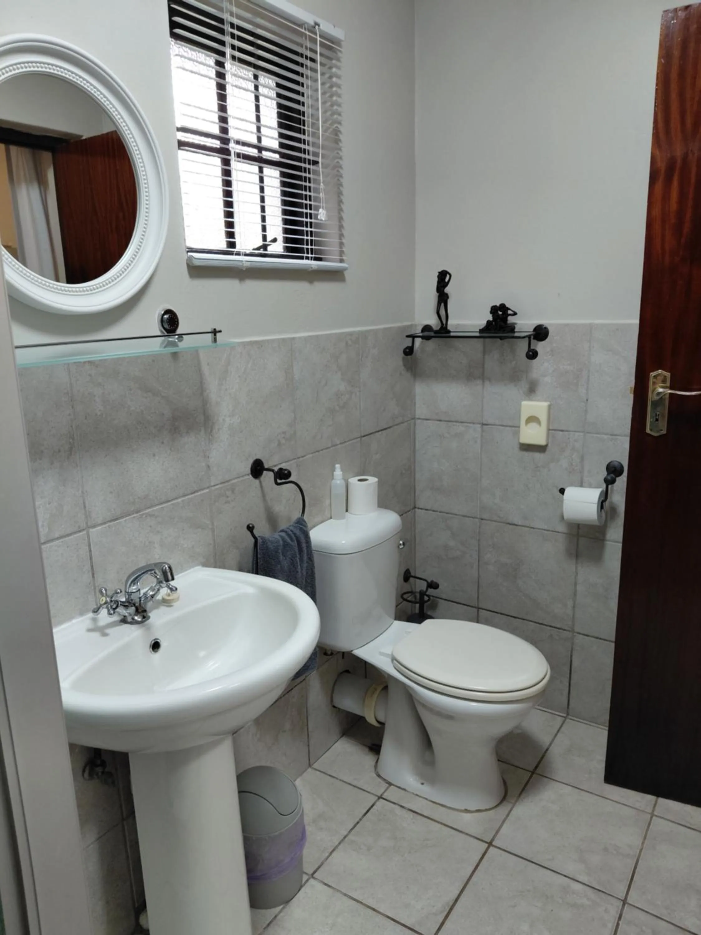 Bathroom in African Dreamz Guest House