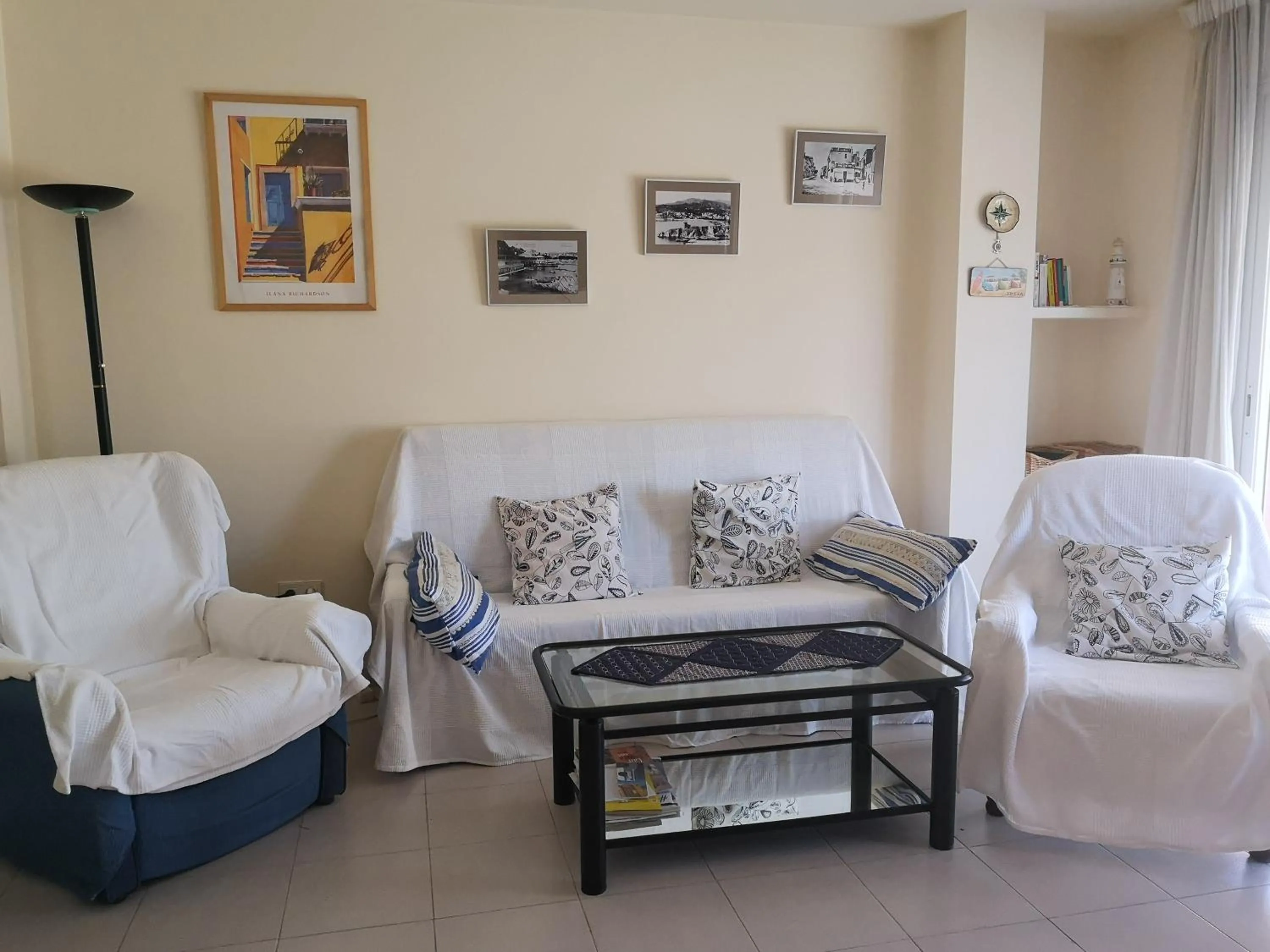 Dining area in LLOGUER30 Apartamento Lotus, piscina y parquing