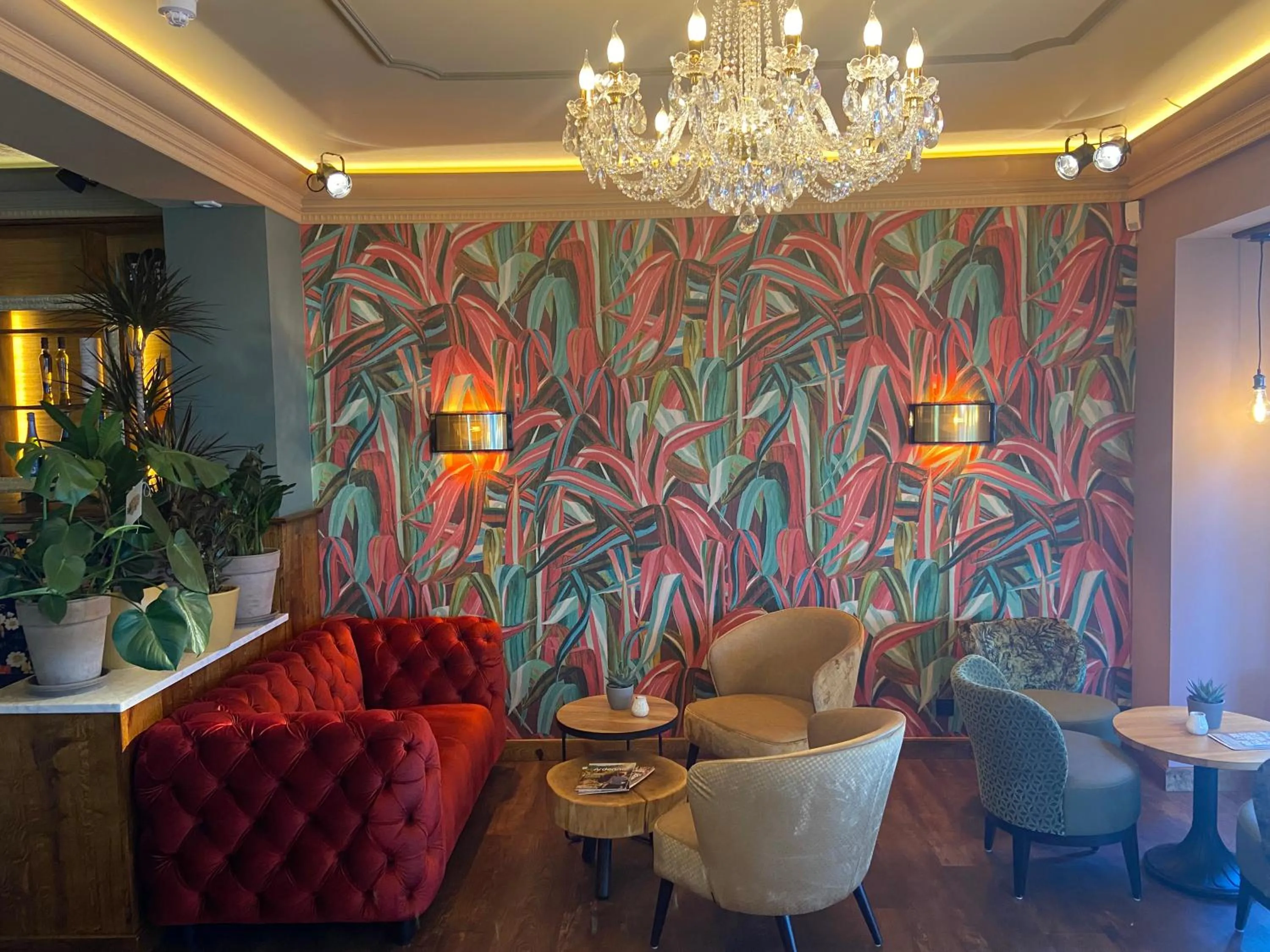 Restaurant/places to eat in Anna van Chiel