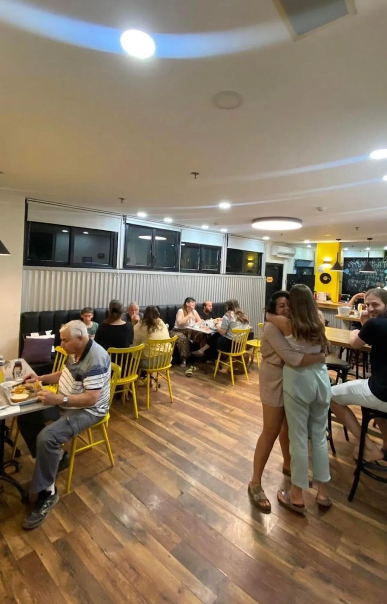 Restaurant/places to eat in Suites in the Galilee