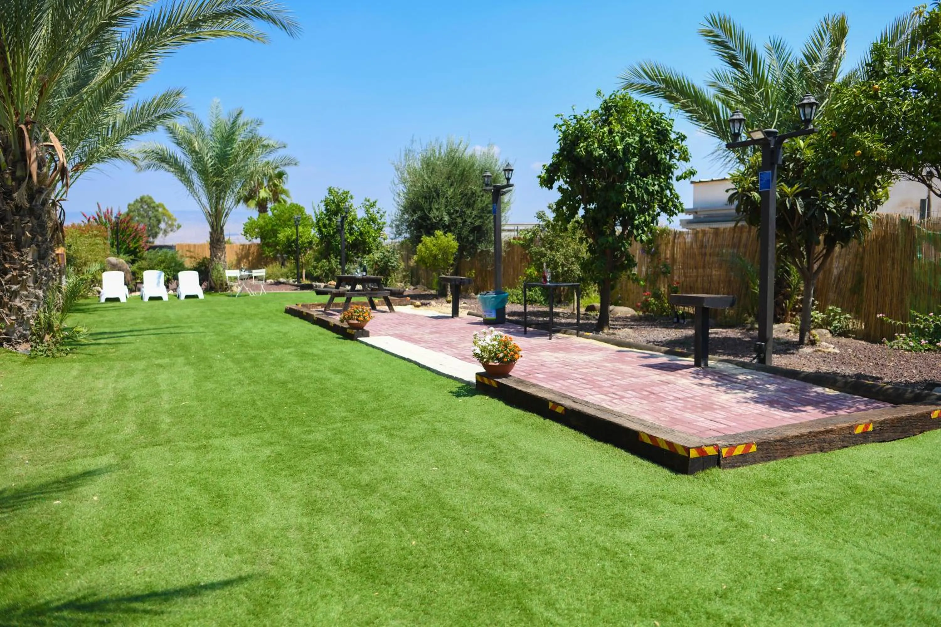 Garden in Suites in the Galilee