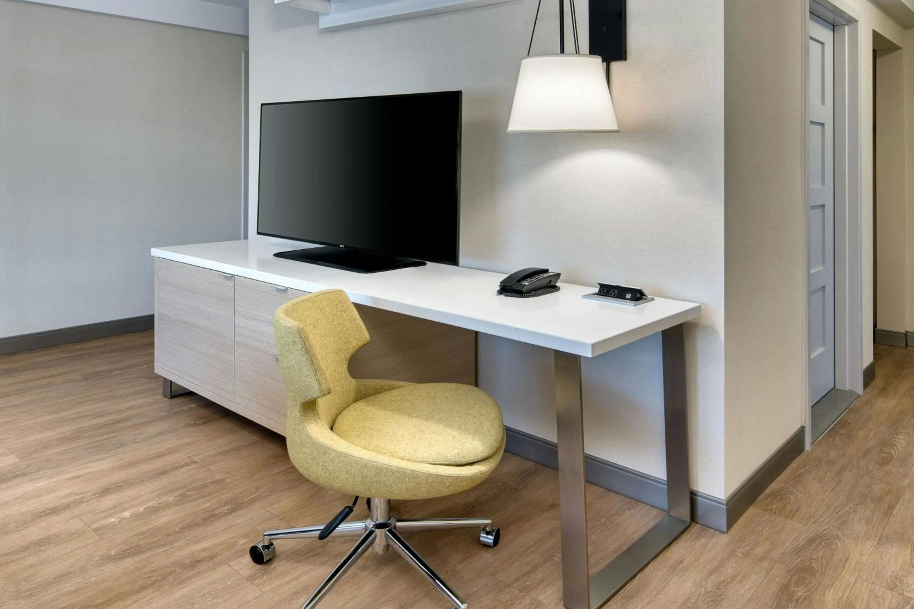 Photo of the whole room in The Insignia Hotel, Sarnia, a Tribute Portfolio Hotel