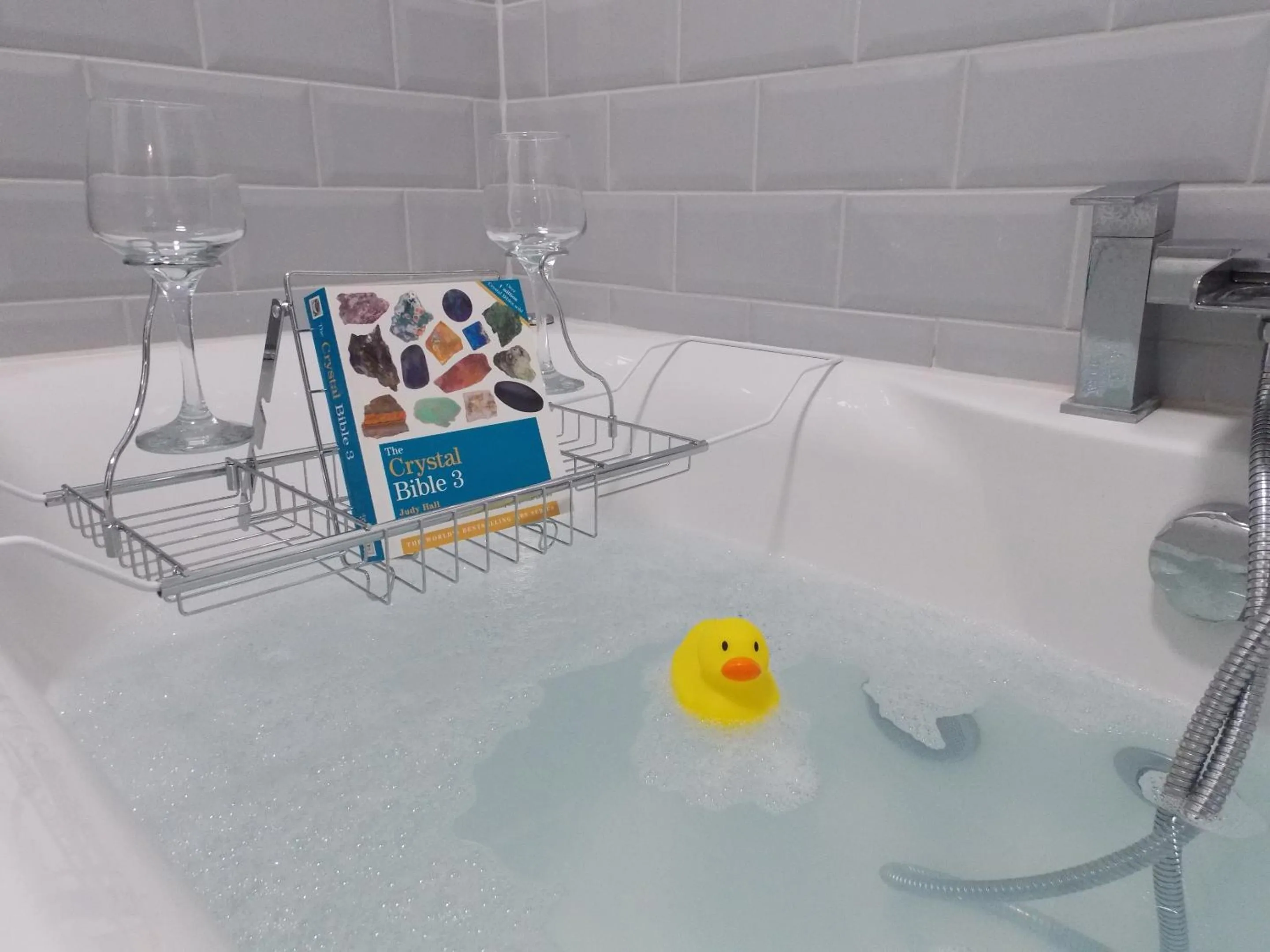 Bathroom in Eden Suite Sasco Apartments