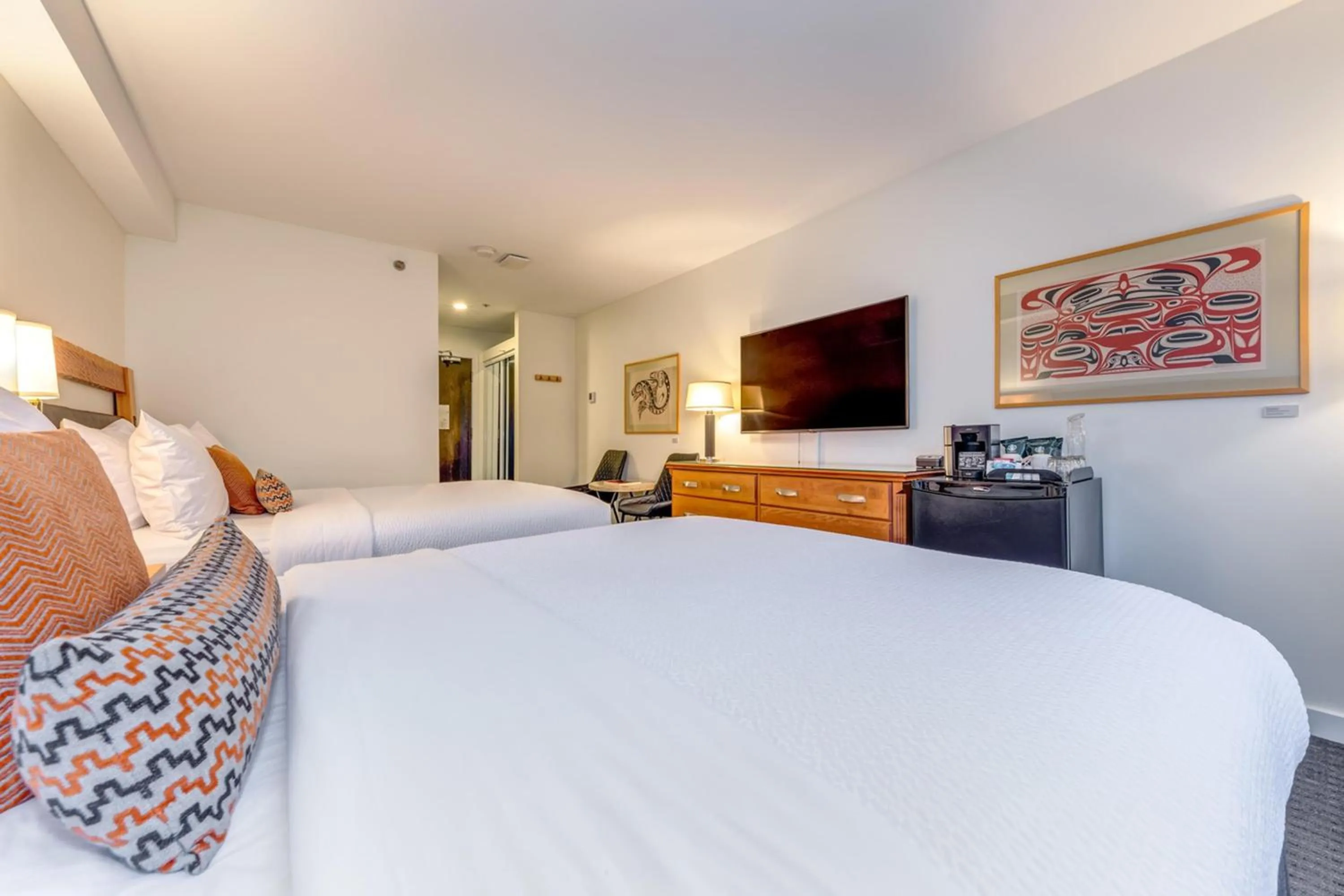 Bedroom, Bed in Listel Whistler, a Coast Hotel