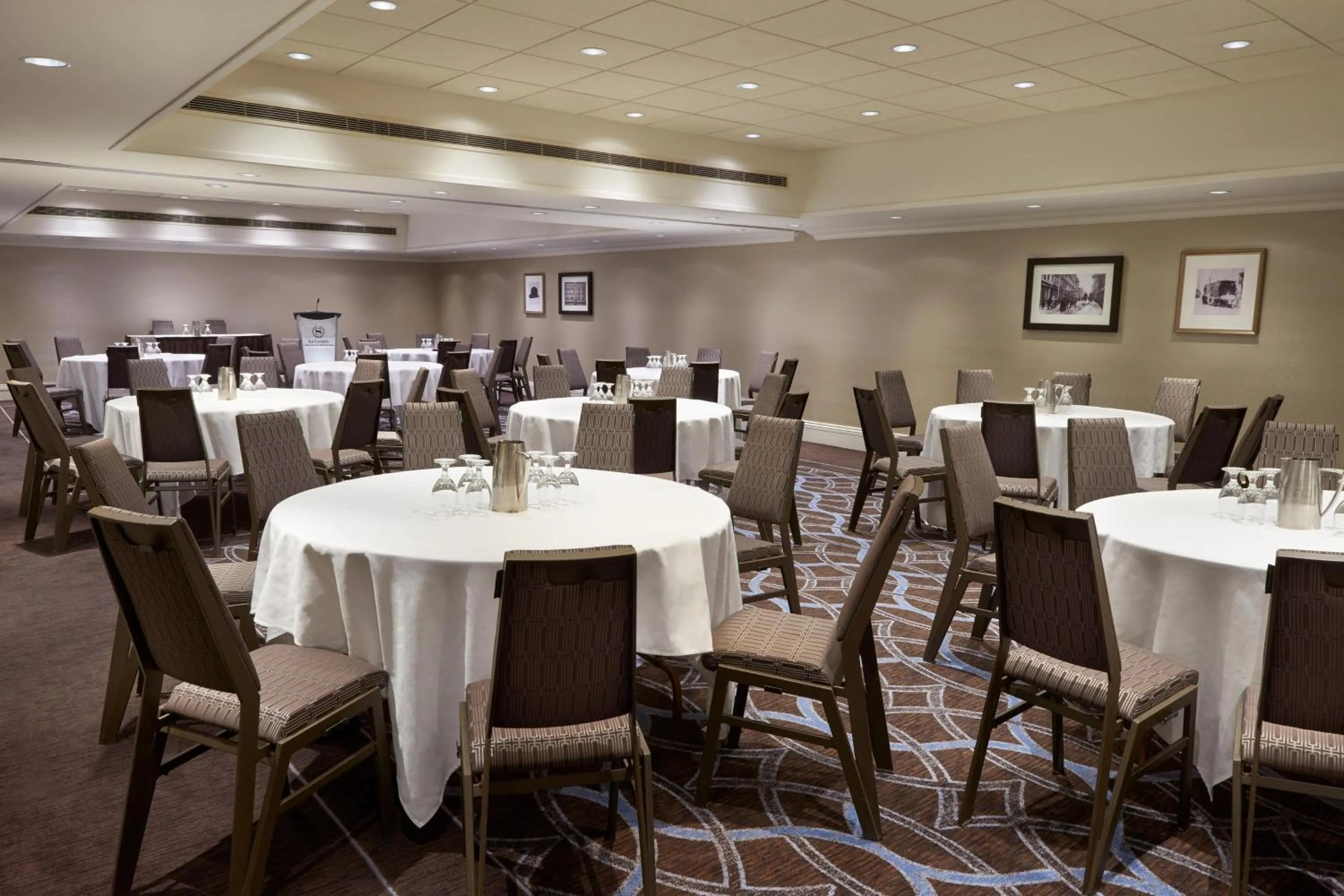 Meeting/conference room in Le Centre Sheraton Montreal Hotel