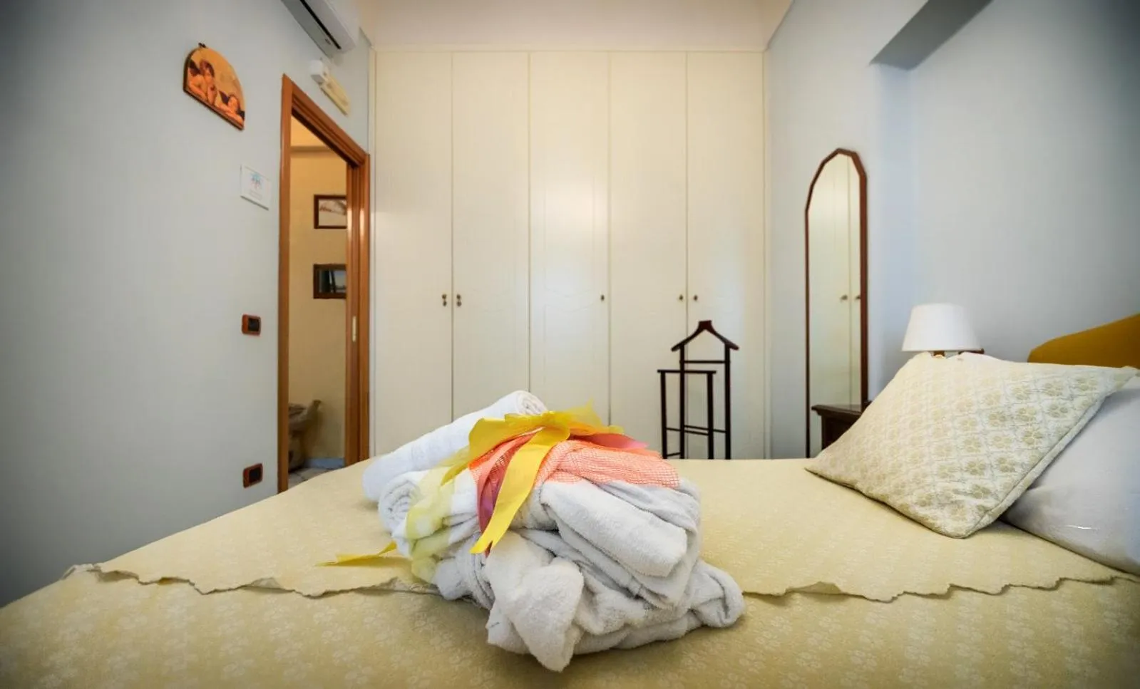 Bed in La Finestra sul Mare