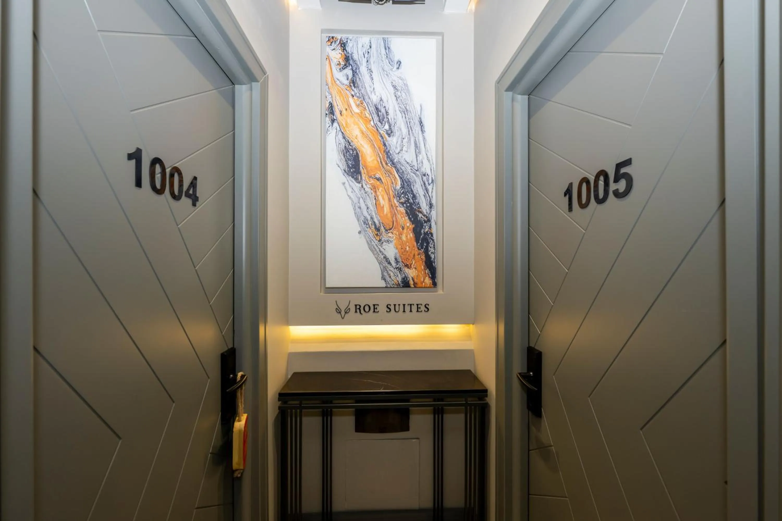 Text overlay in Roe Suite Hotel - TAKSIM