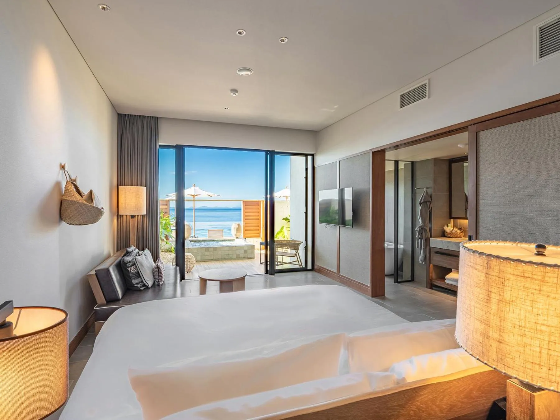 View (from property/room), Bed in One Suite THE GRAND