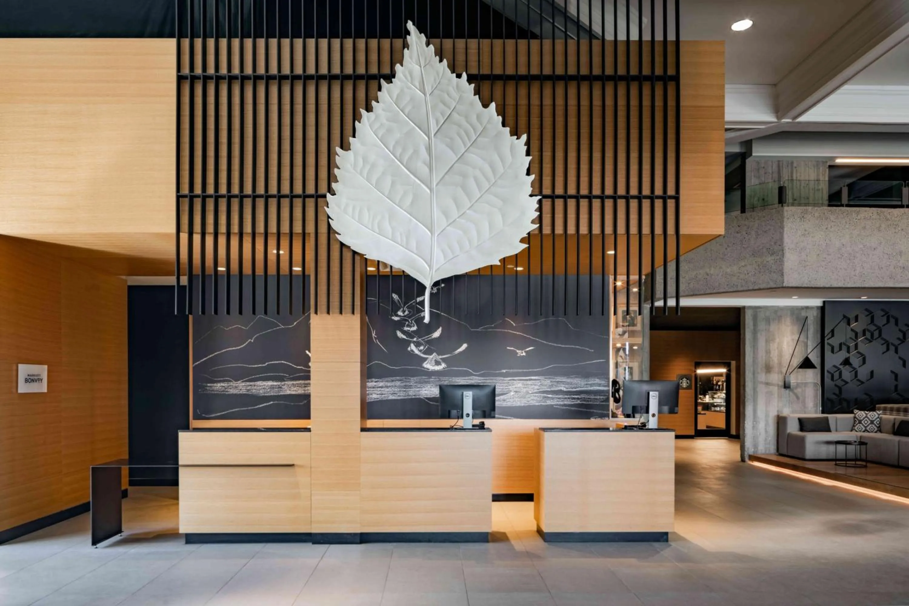 Lobby or reception in Delta Hotels by Marriott Mont Sainte-Anne, Resort & Convention Center