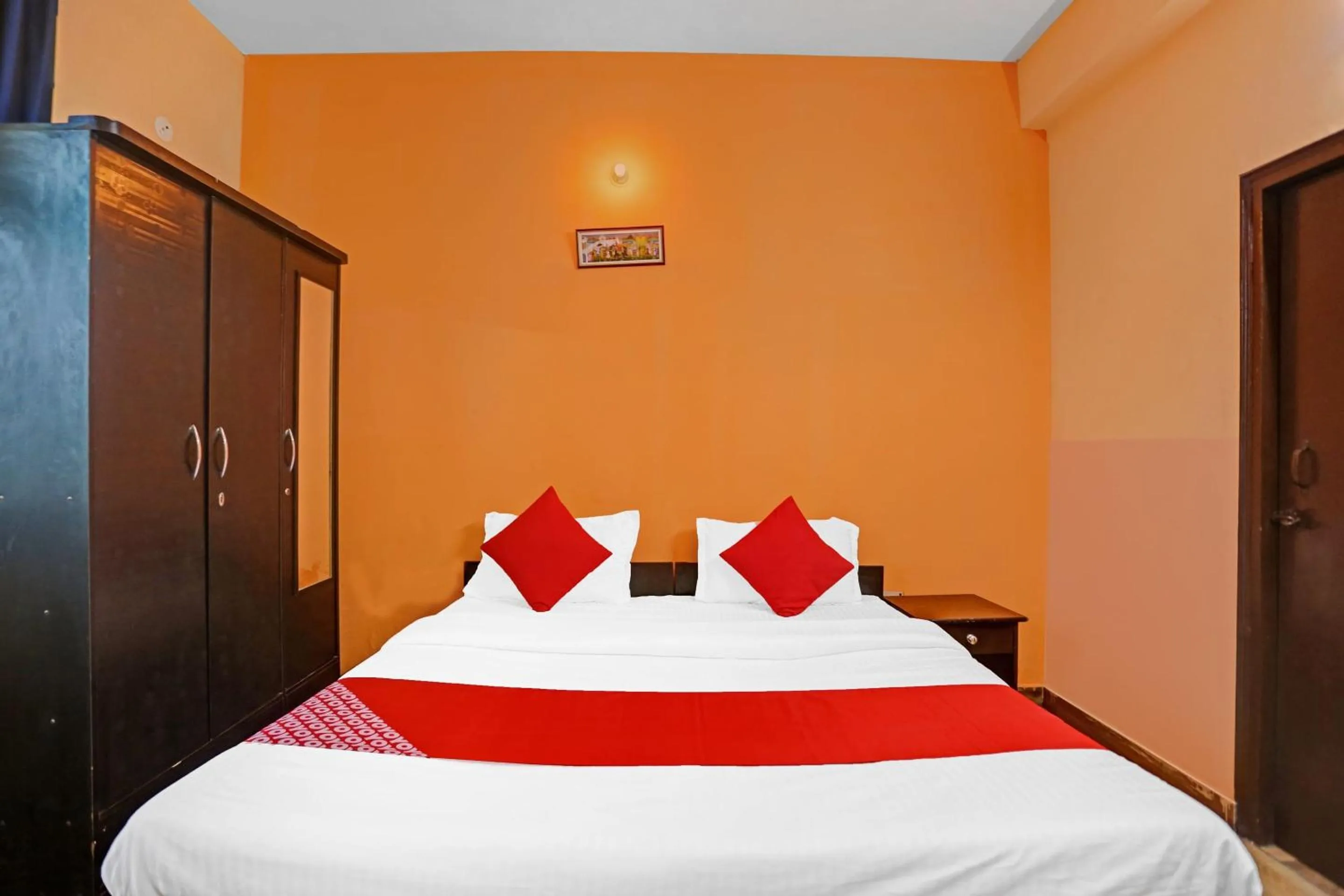 Bedroom, Bed in Hotel O Prince Residency