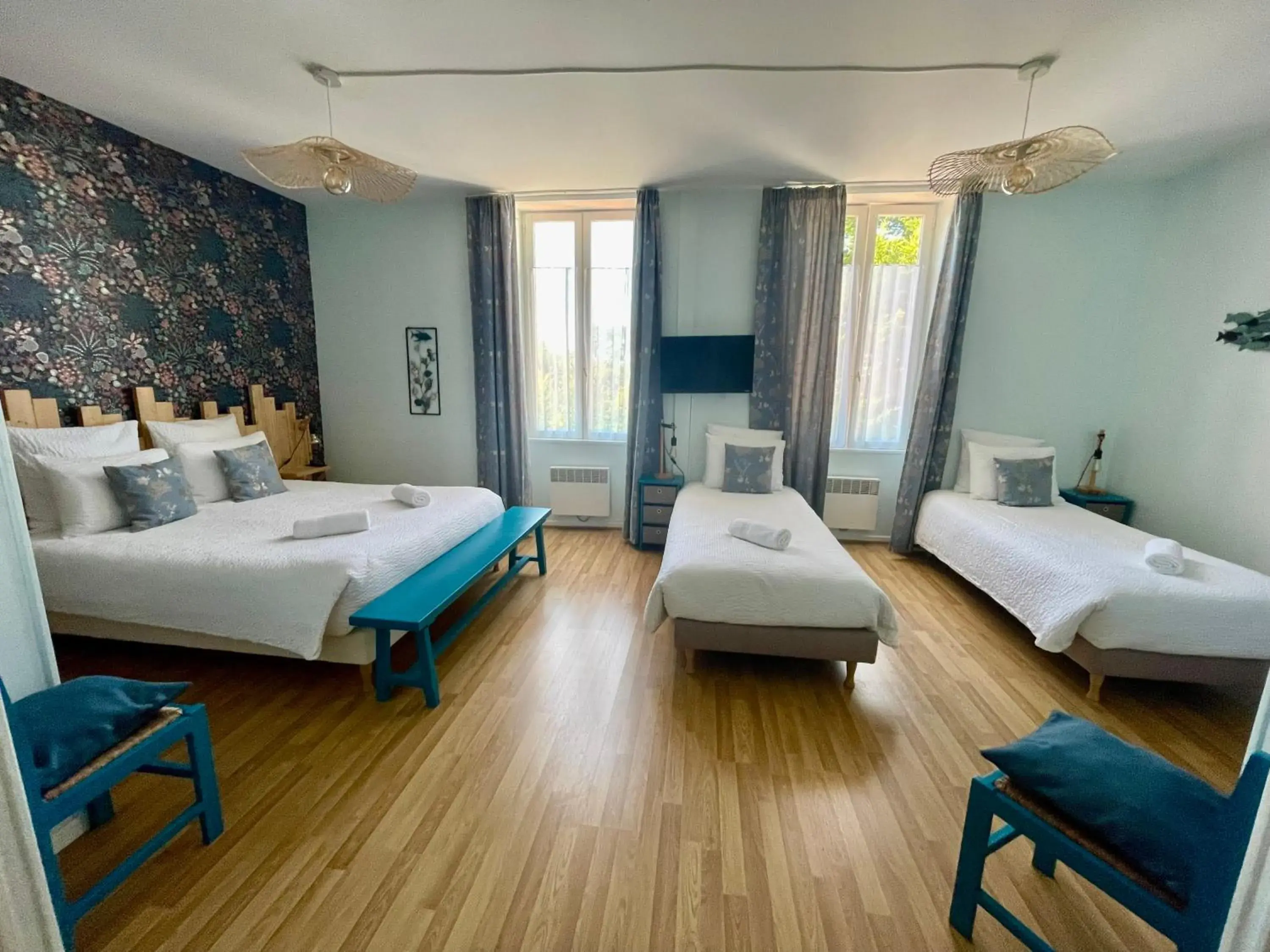 Comfort Quadruple Room in Les trois cèdres Comfort Quadruple Room in Les trois cèdres