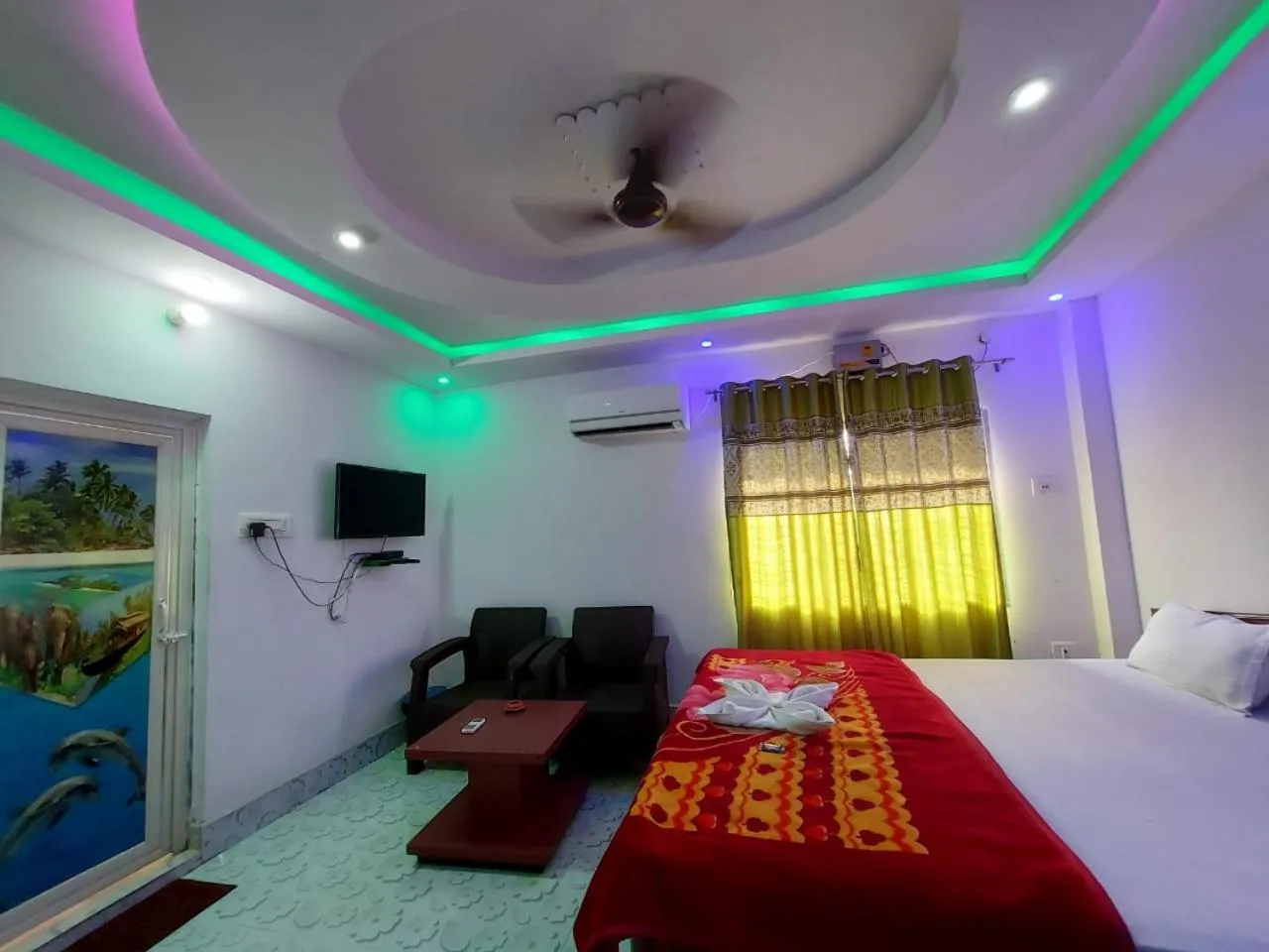TV and multimedia in Swastik Resort Tajpur