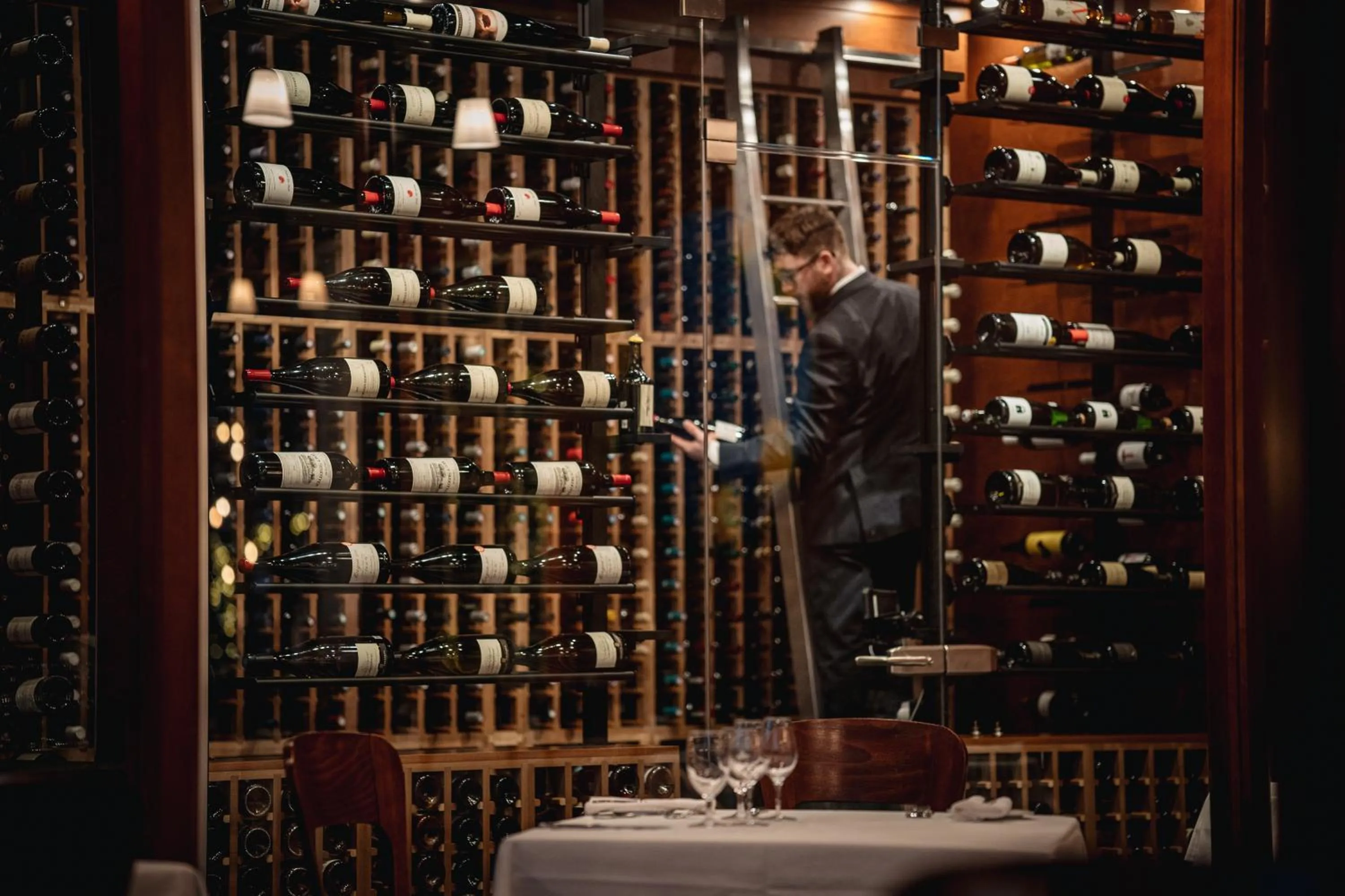 Restaurant/places to eat in Hôtel de l'ITHQ