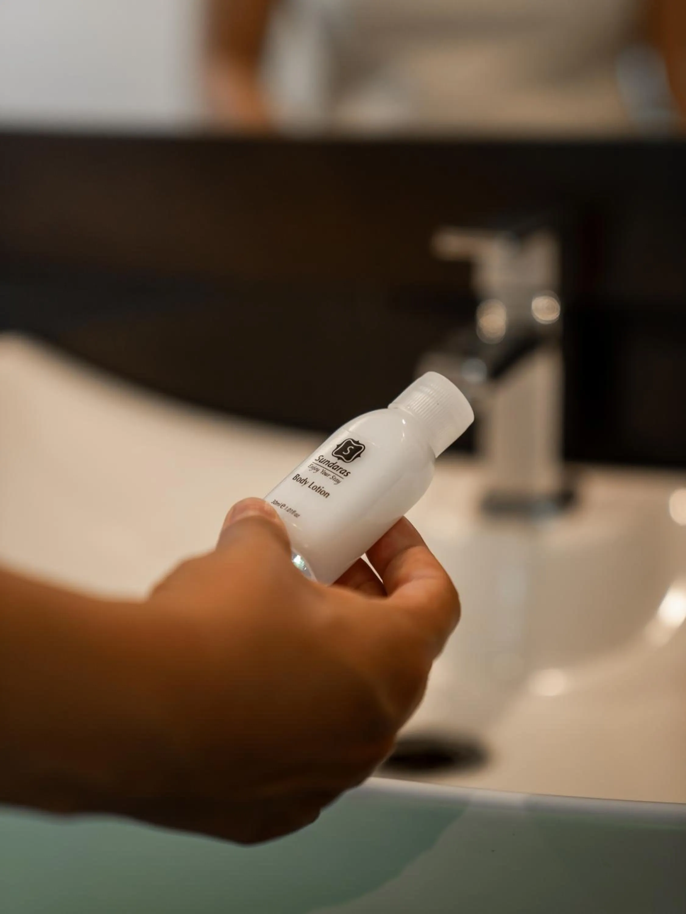 Bathroom in Sundaras Resort & Spa Dambulla