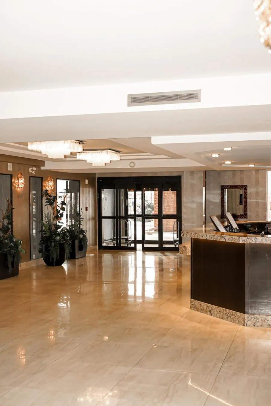 Lobby or reception in Hôtel WelcomInns