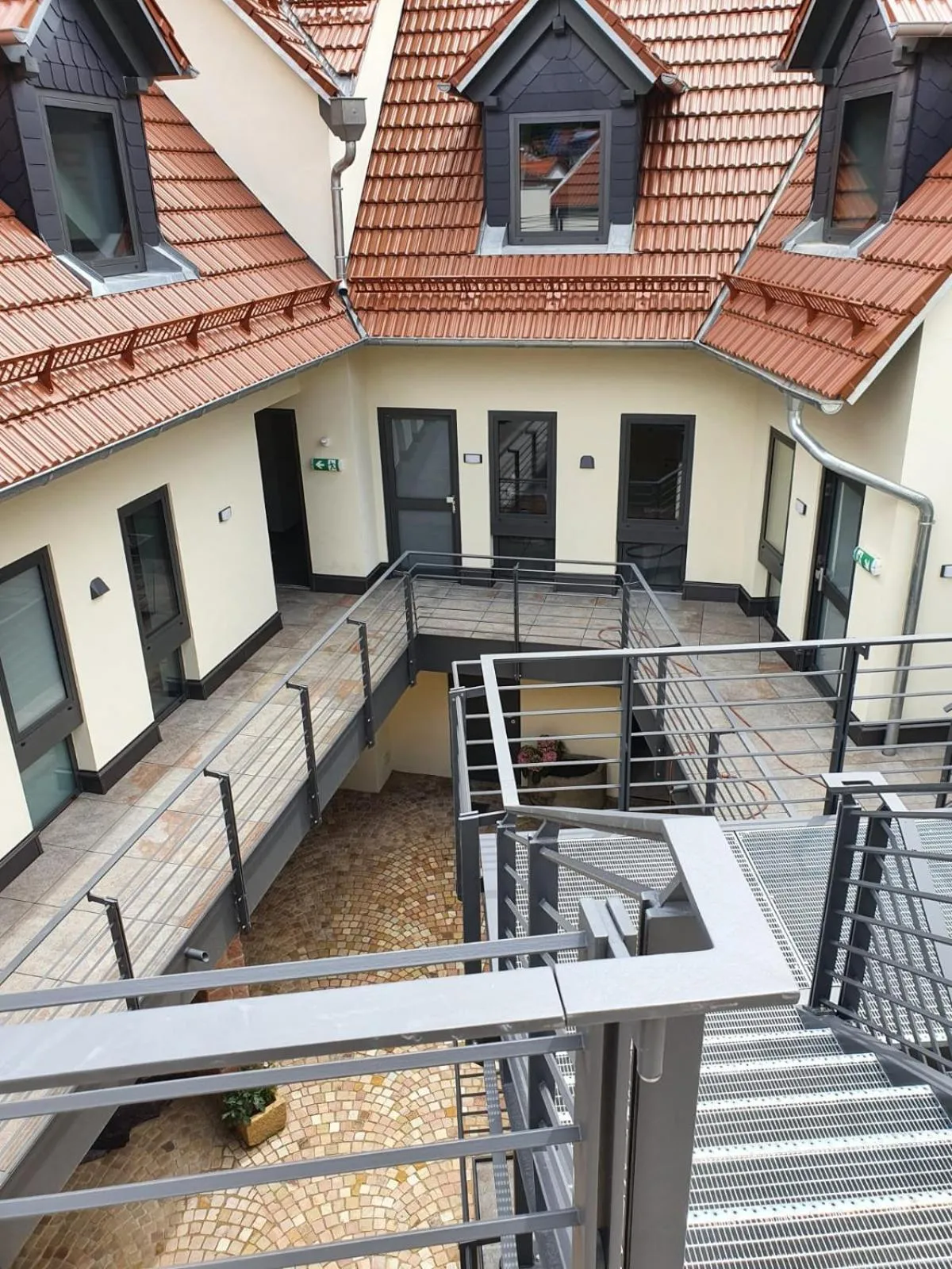 Inner courtyard view in Hotel Landlust St. Martin