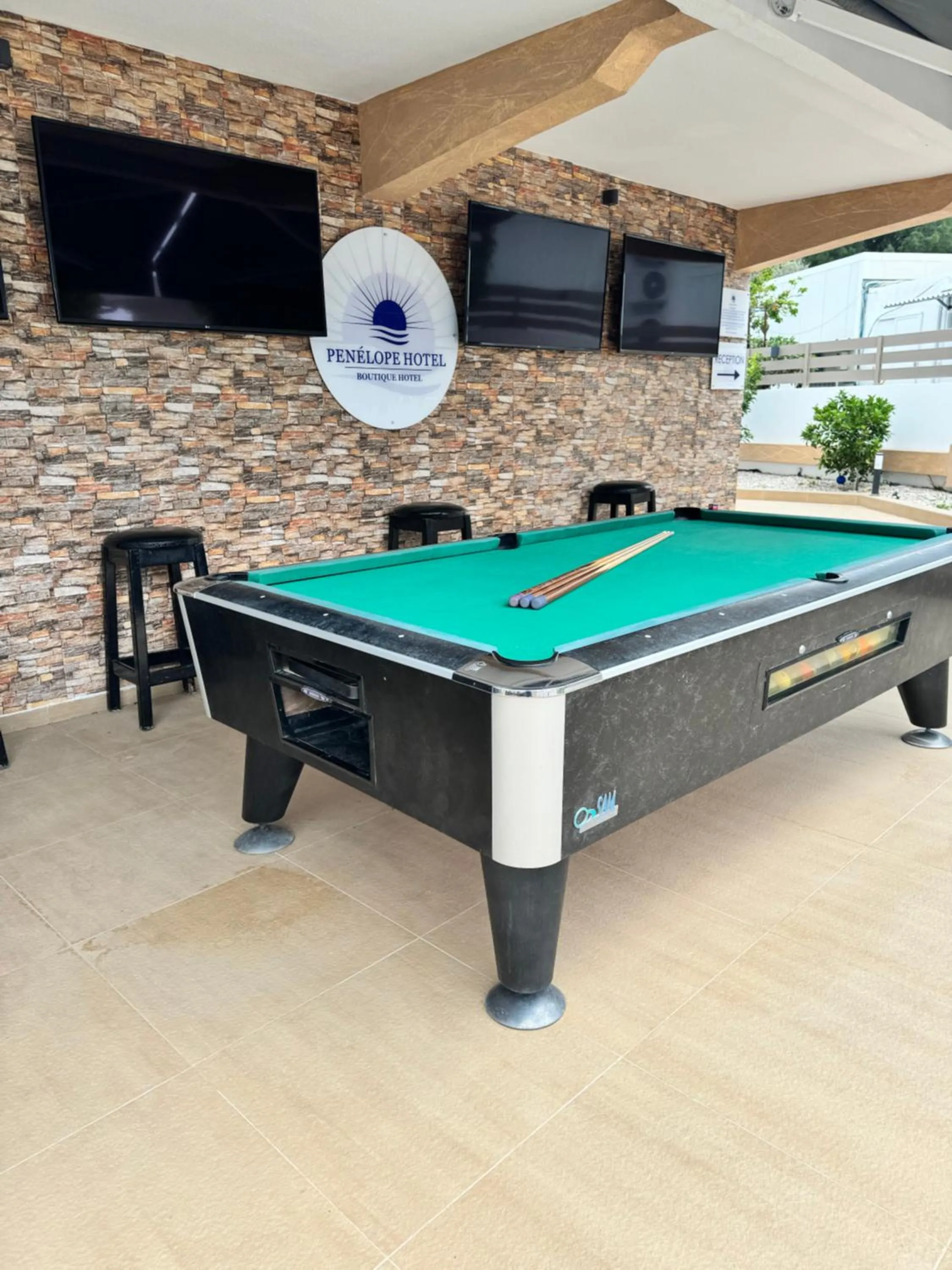 Billiard in Penélope Hotel