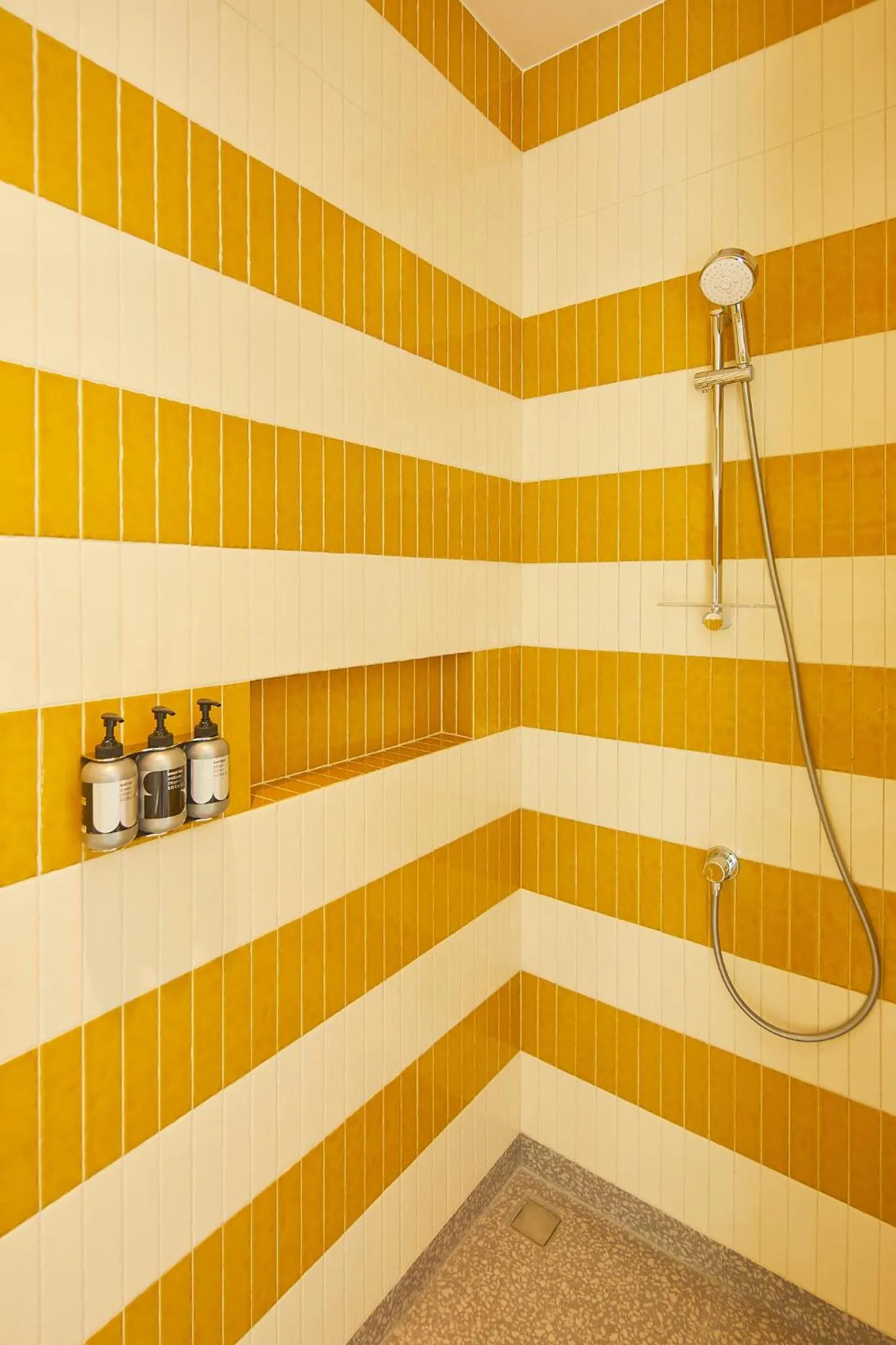 Shower in The Standard, Hua Hin