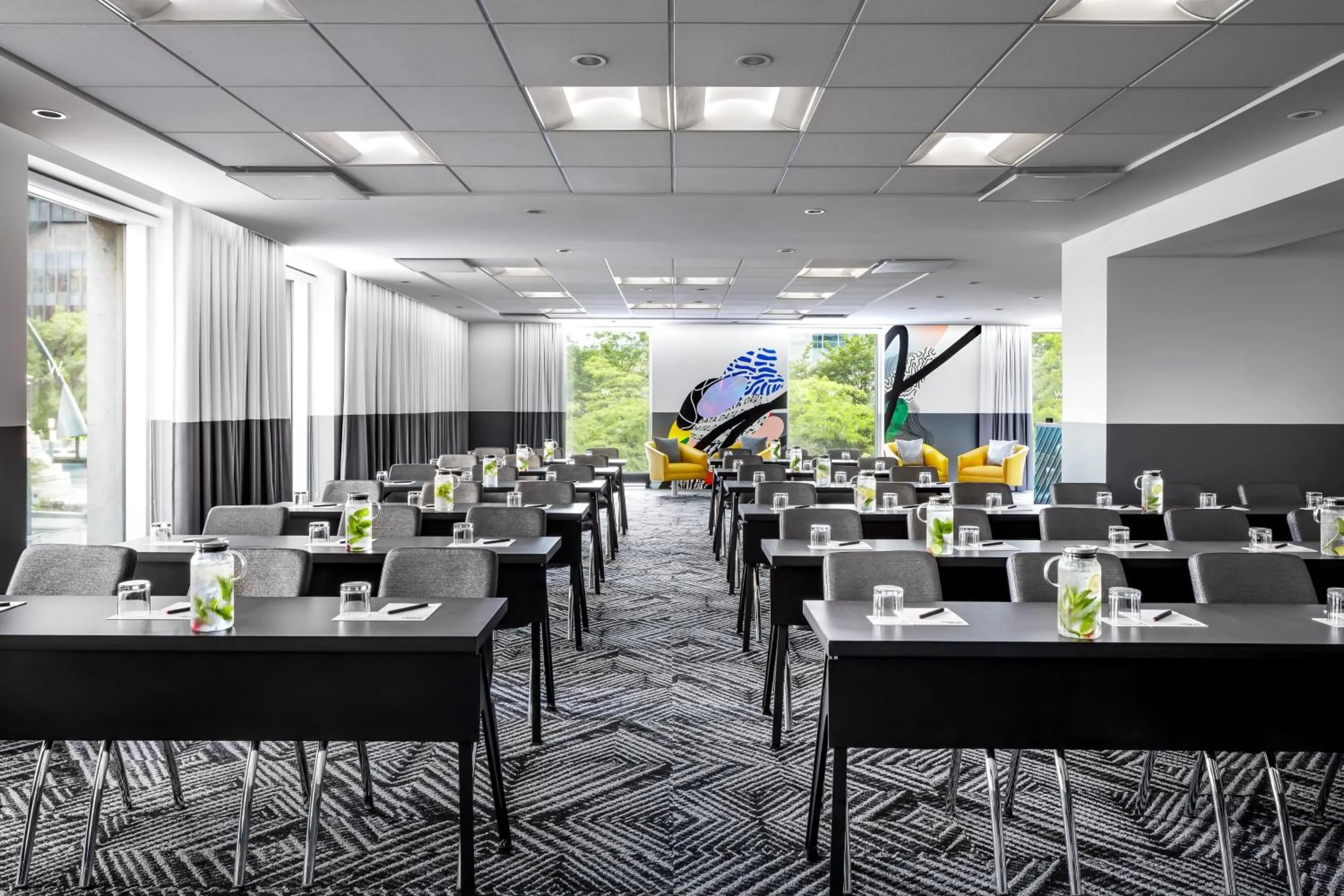 Meeting/conference room in W Montreal