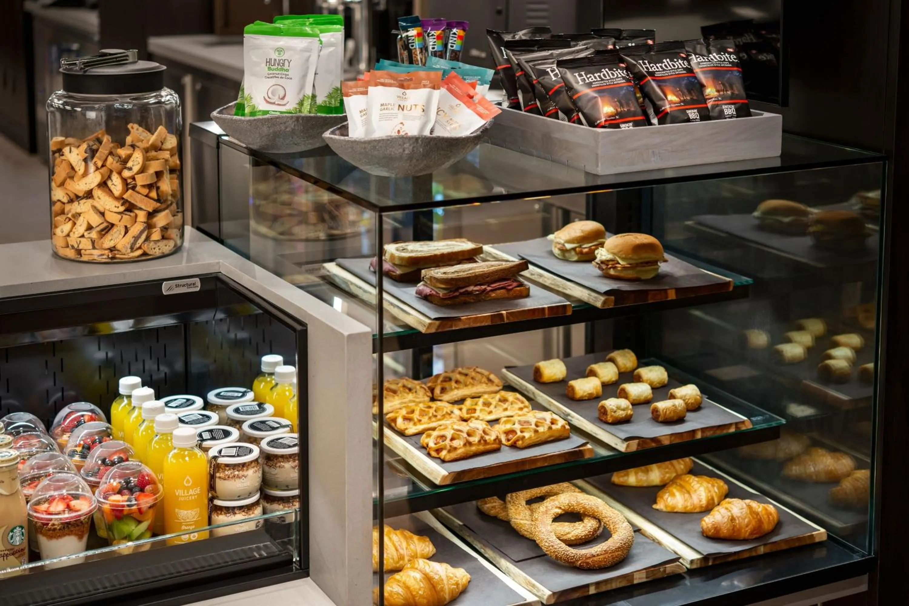 Lounge or bar in Sheraton Gateway Hotel in Toronto International Airport