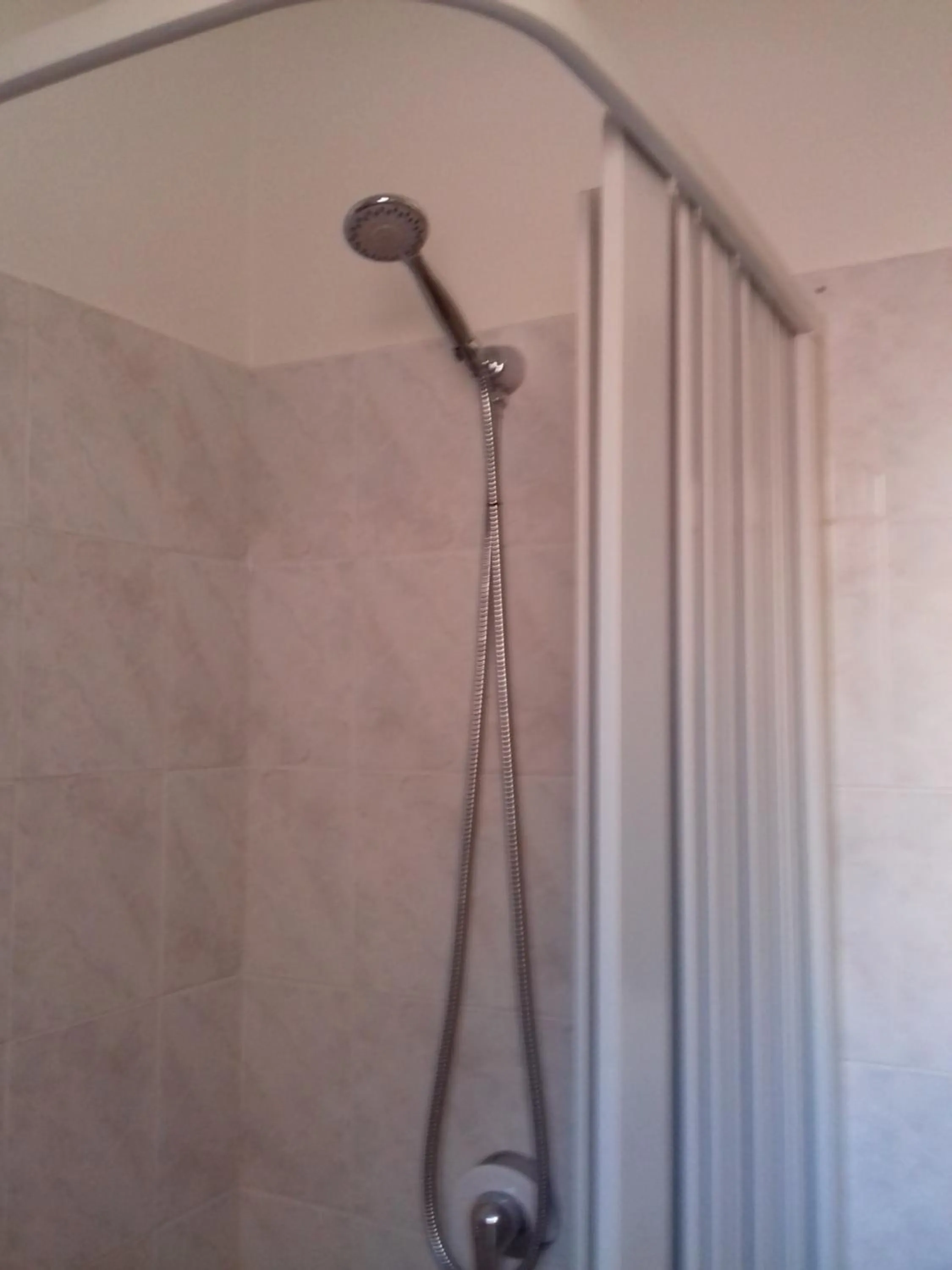 Shower in Canne Al Vento