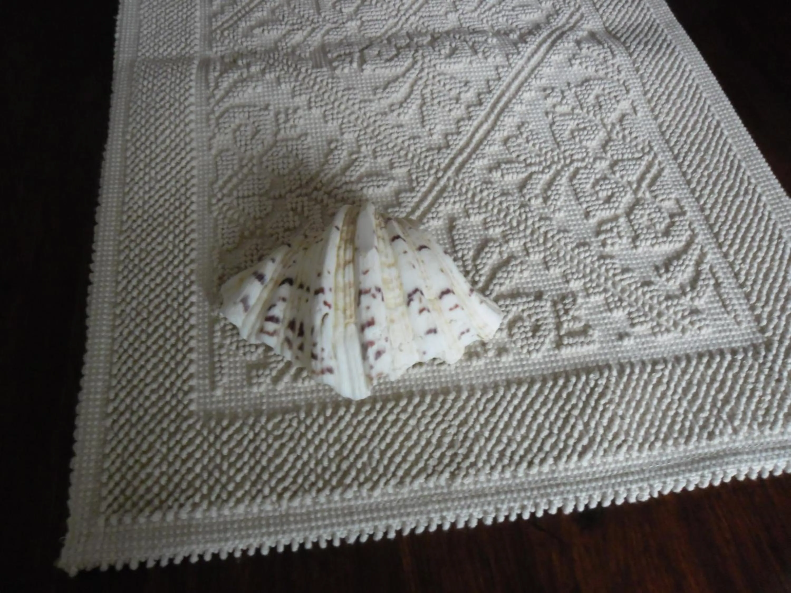 Decorative detail in Canne Al Vento