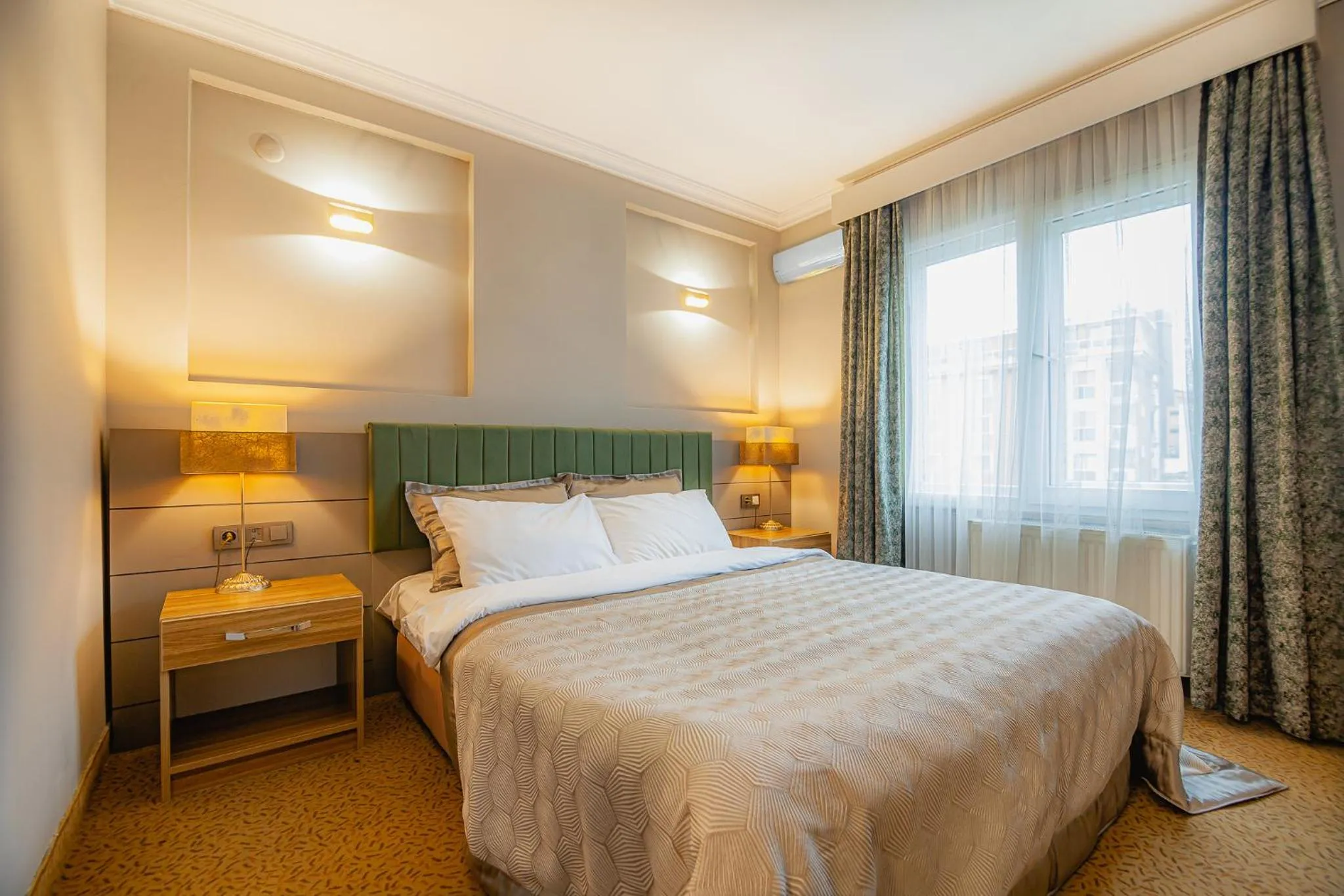 Bed in La Palace Exclusive Design