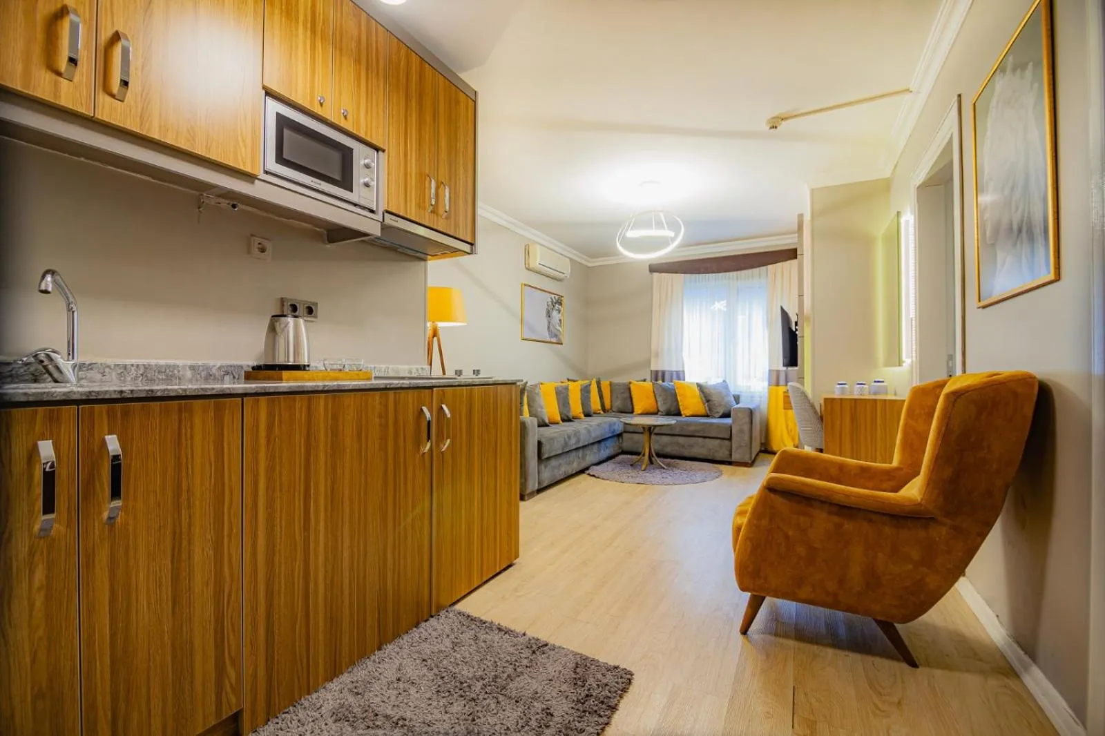 Kitchen or kitchenette in La Palace Exclusive Design