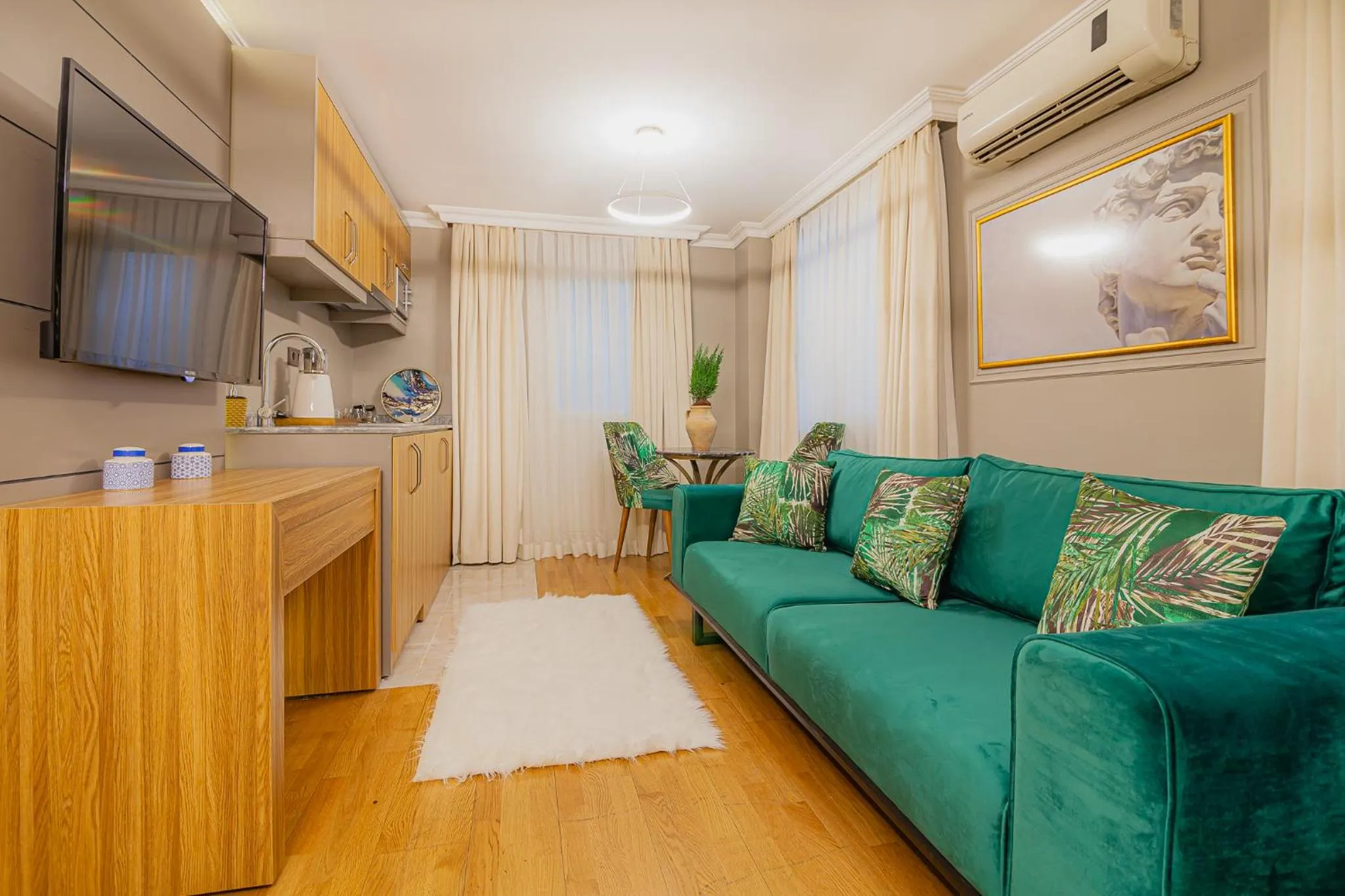 Living room in La Palace Exclusive Design