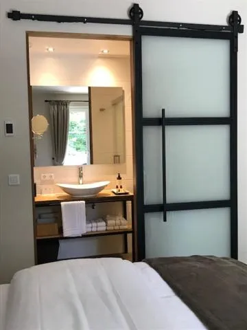 Bed in KerkHotel Biervliet