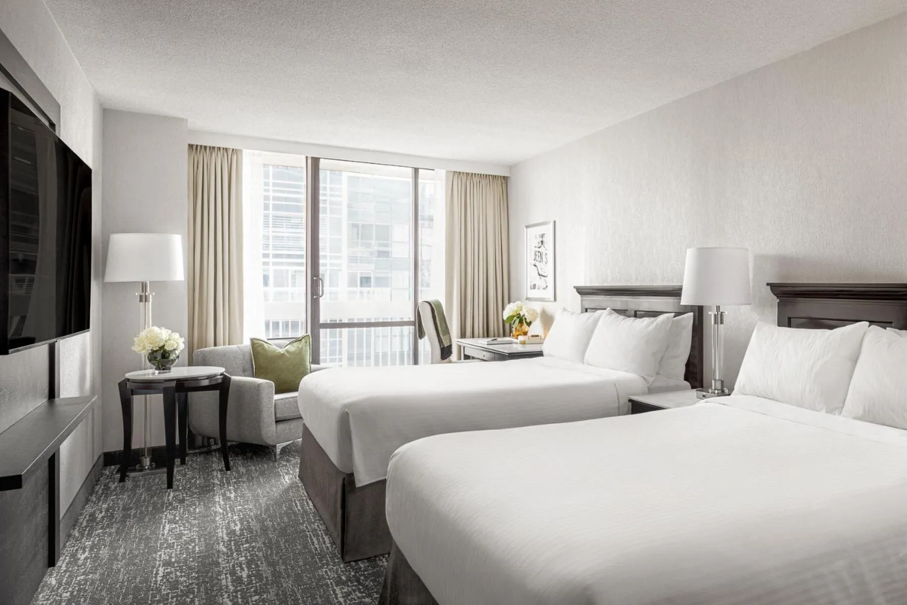 Bed in Chelsea Hotel Toronto