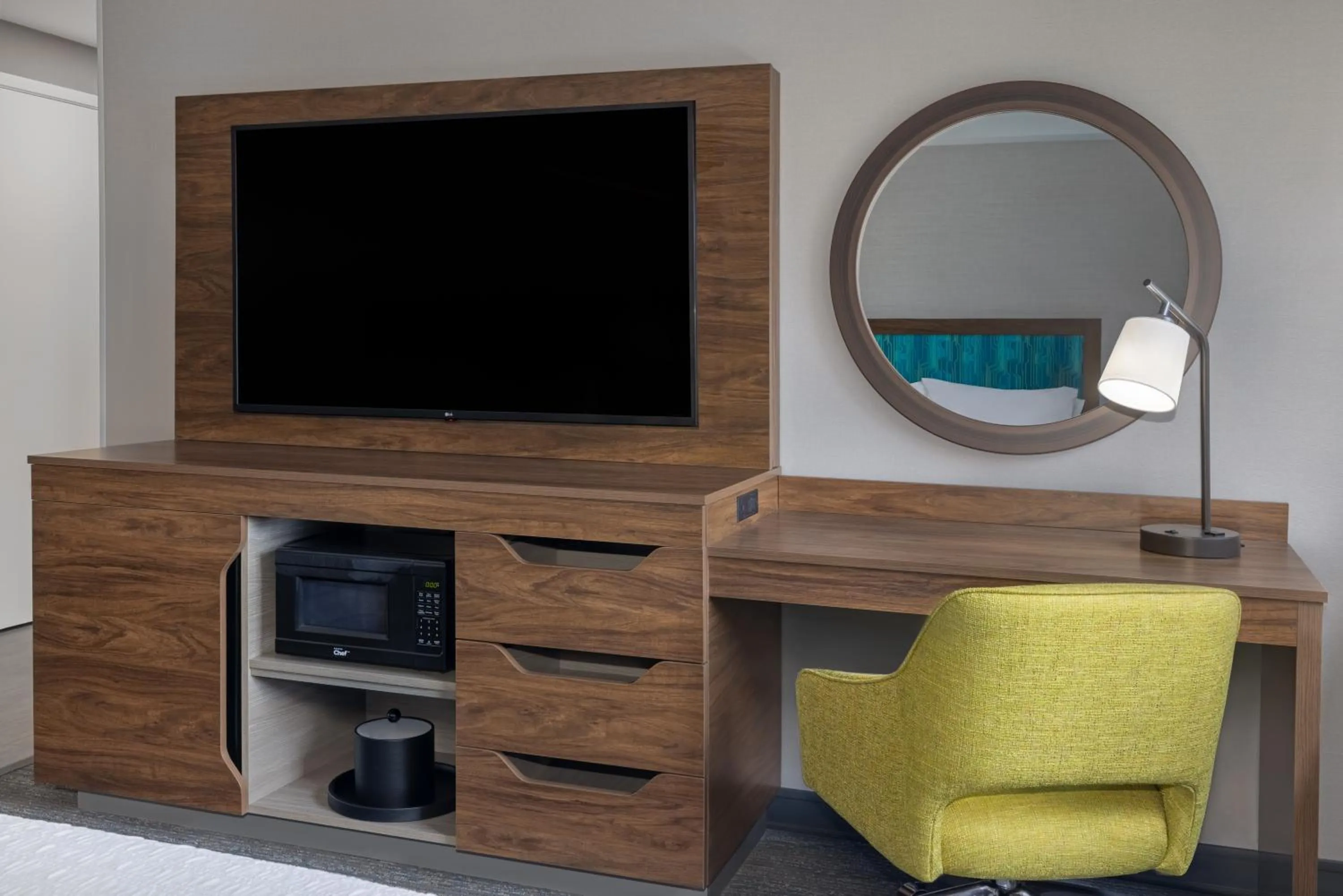 Hampton Inn & Suites by Hilton Toronto Downtown