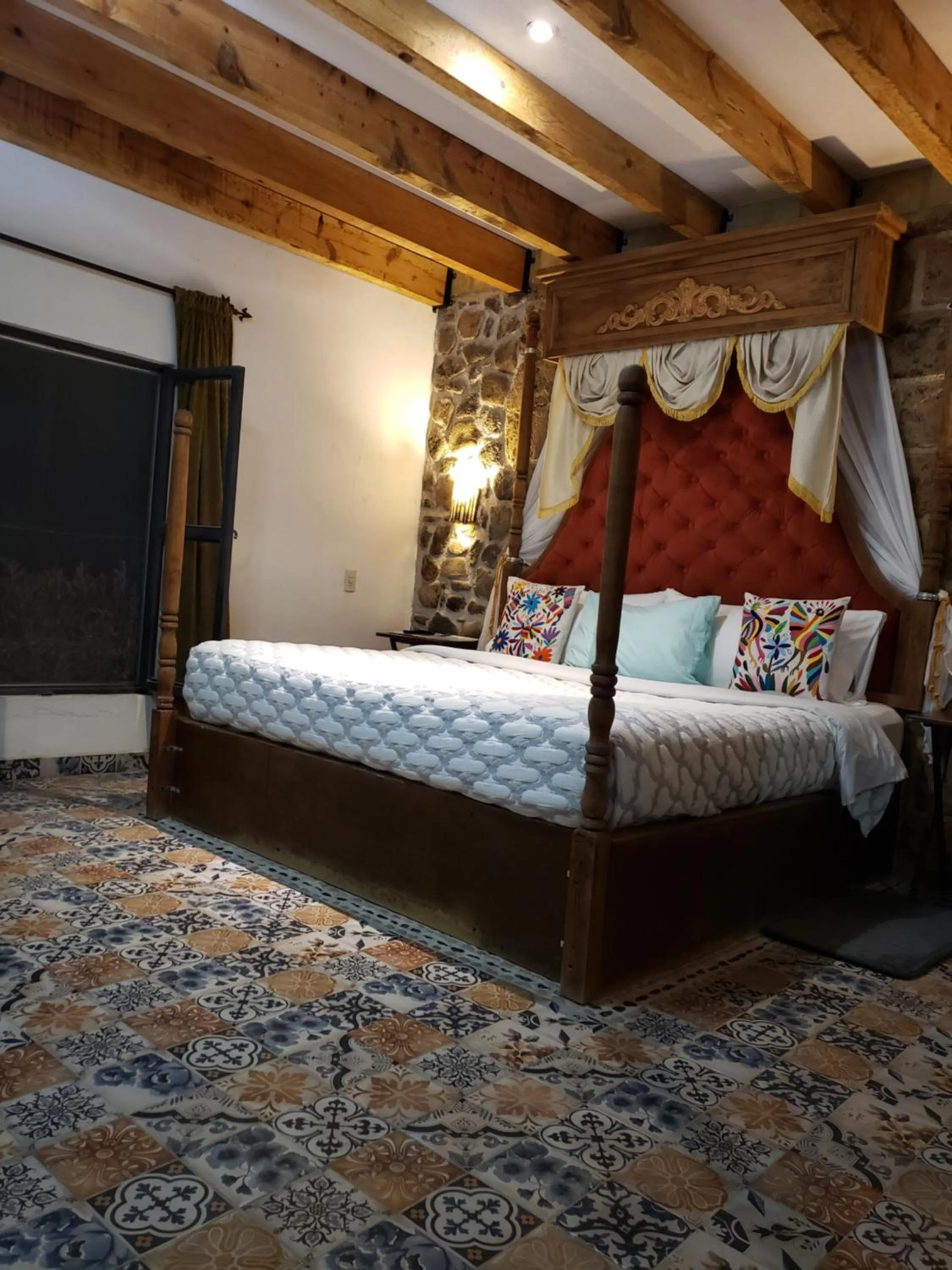 Bed in Alborada Bernal