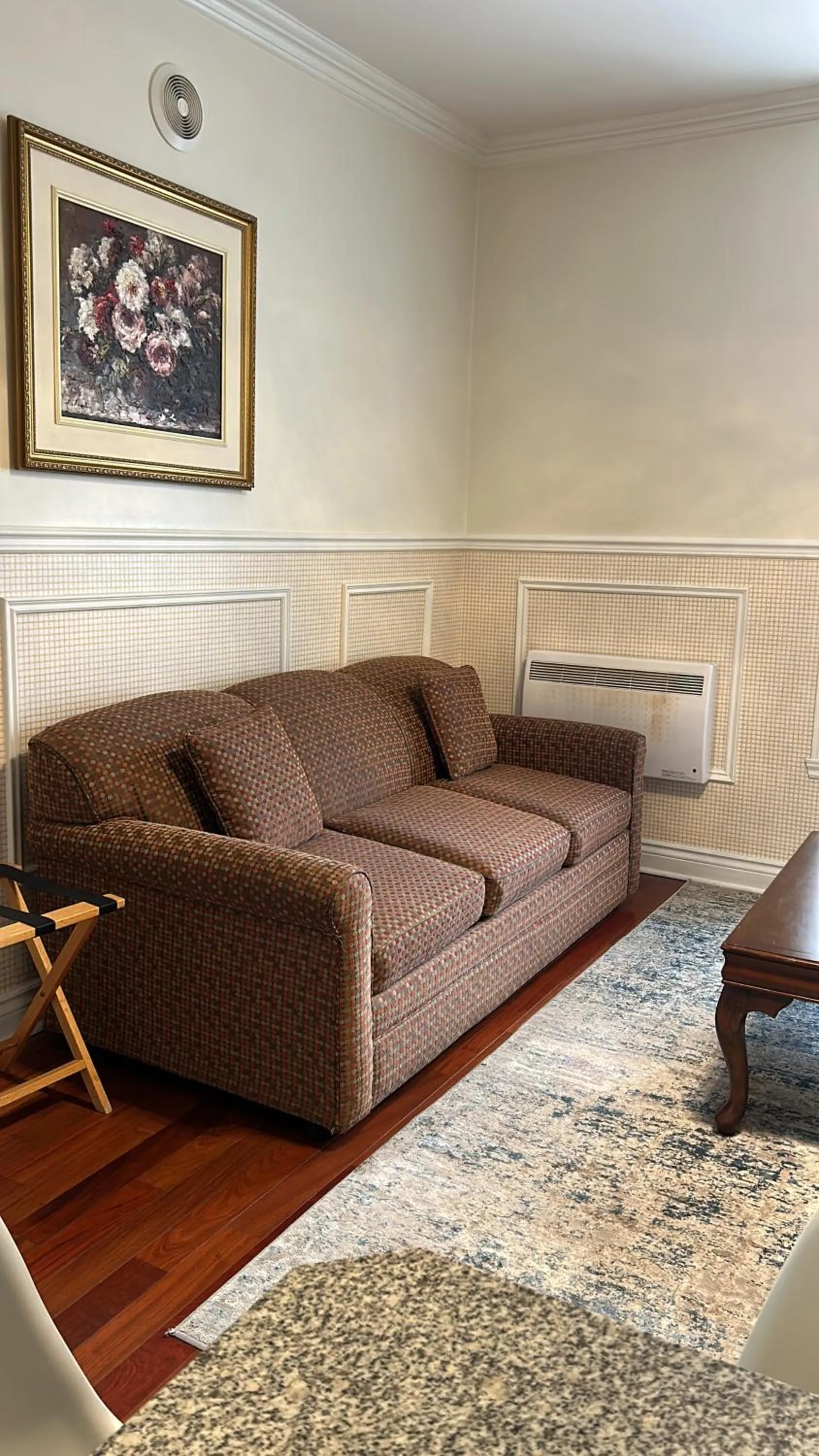 Living room in Parc Suites Hotel