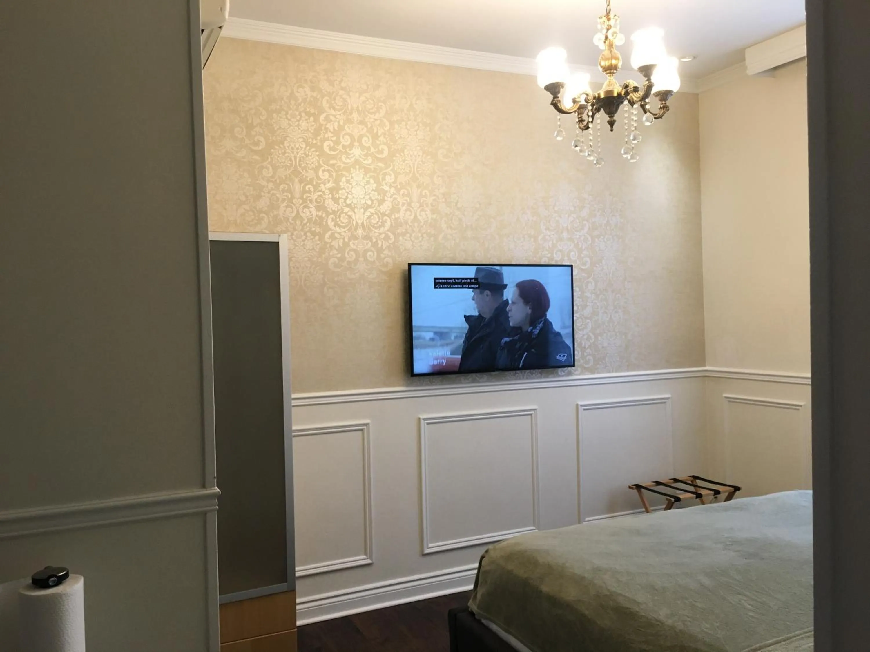 Bed in Parc Suites Hotel